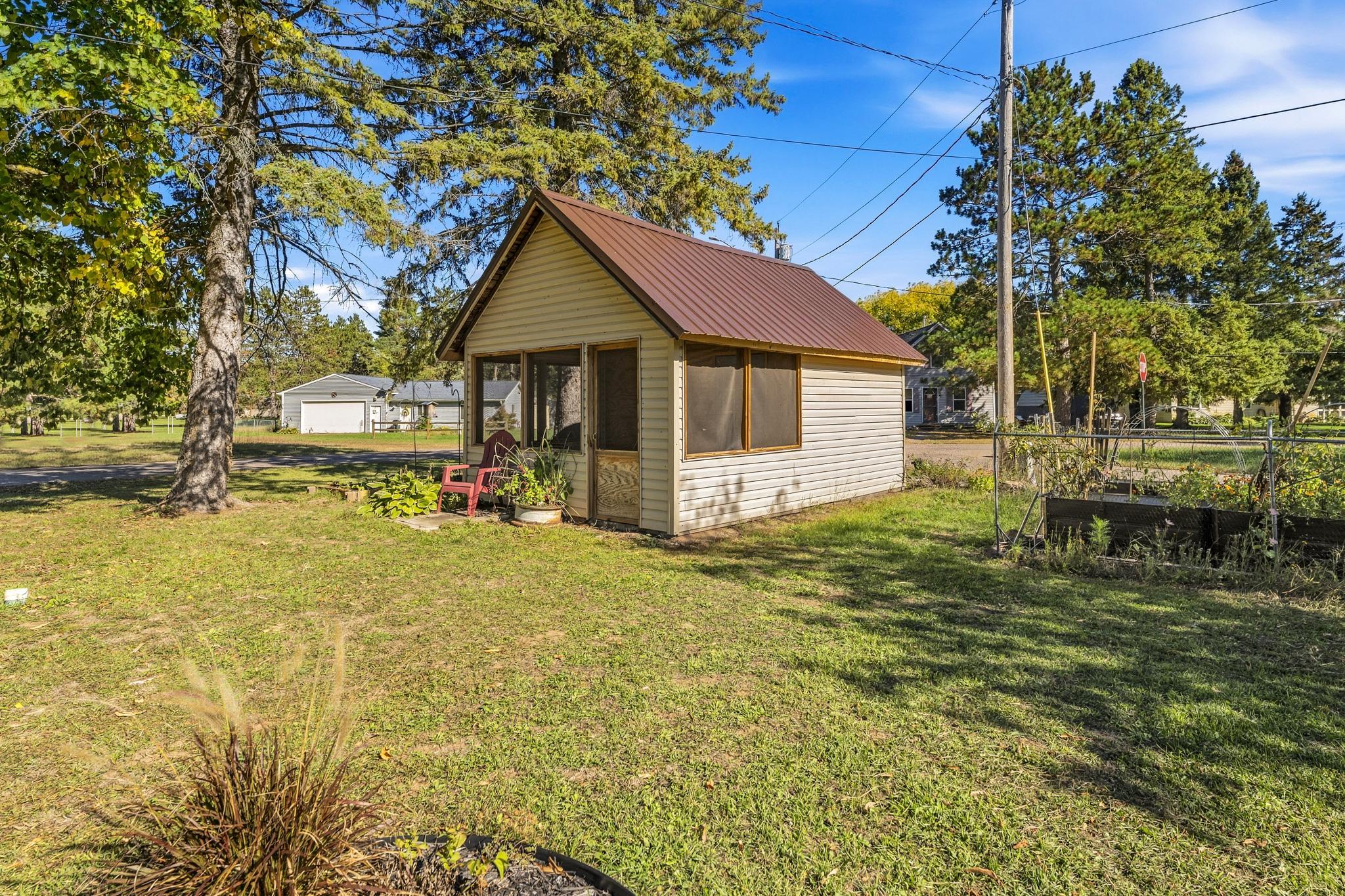 7338 Main Street Property Photo 5
