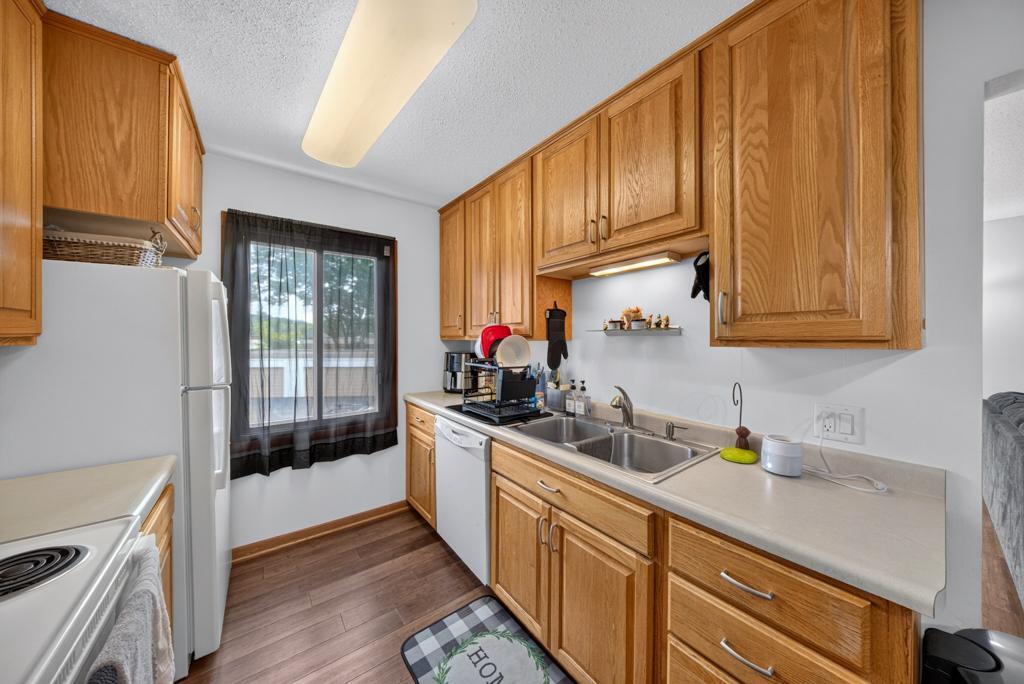 1931 Viking Drive Nw 21 Property Photo 19