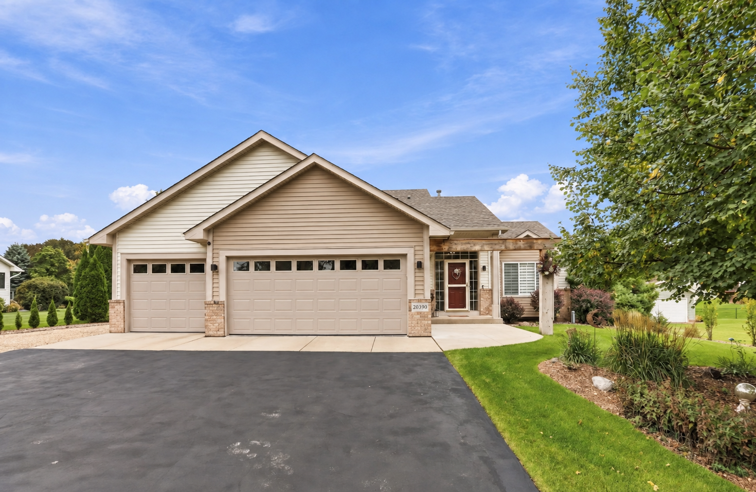 20390 Pintail Court Property Photo 1
