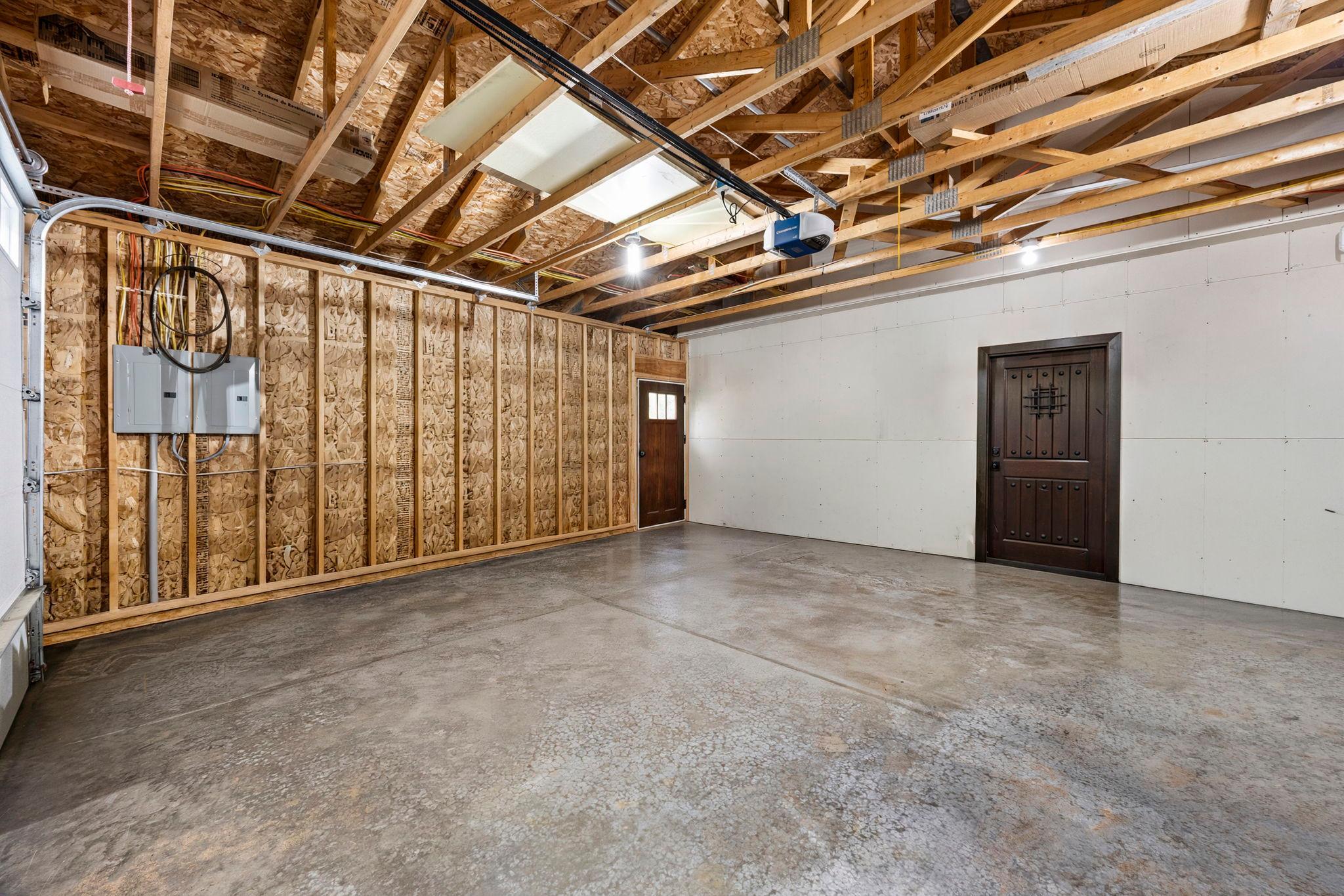 7358 Willow Street E Property Photo 46