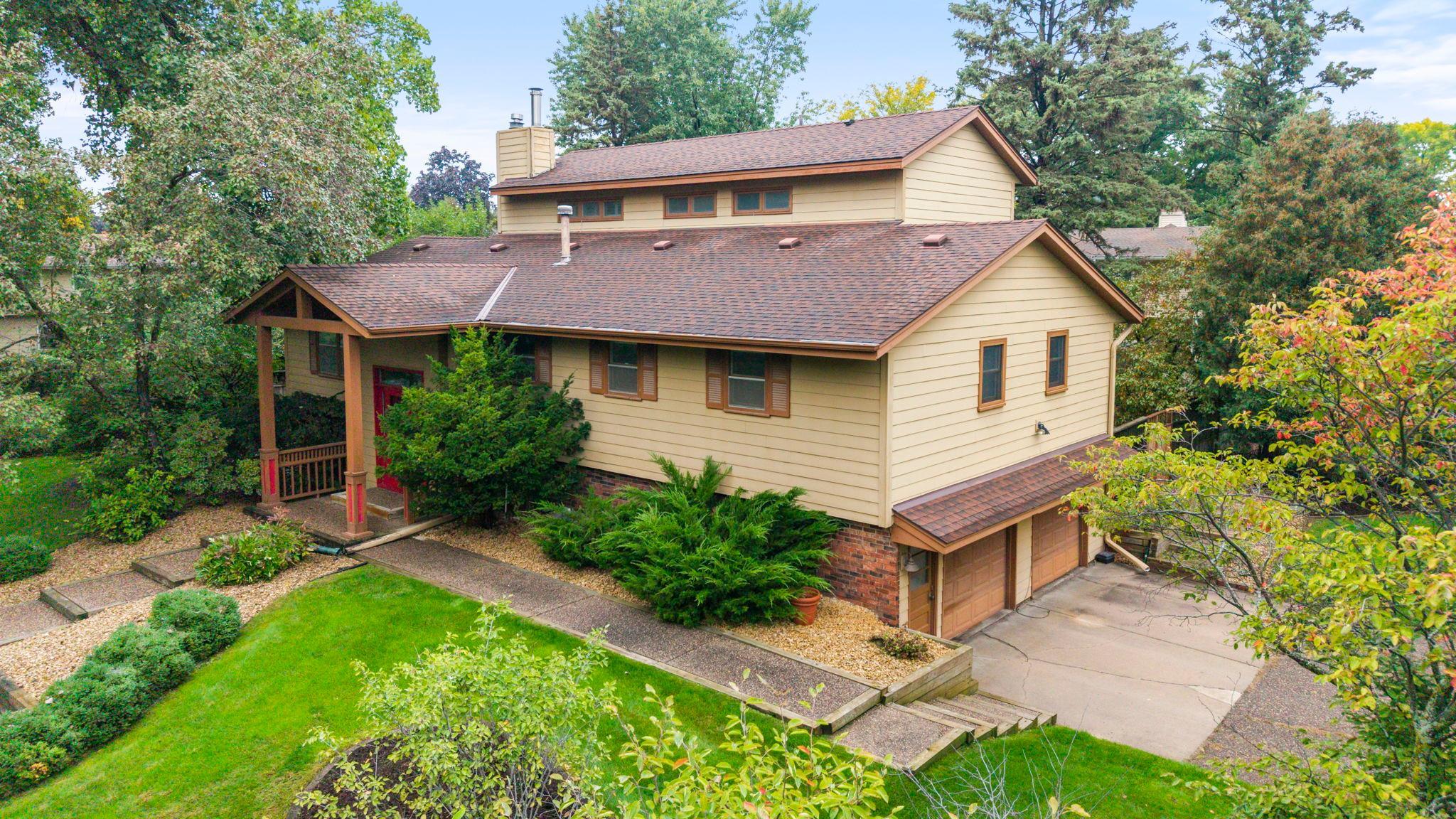 1483 Red Cedar Road Property Photo 2