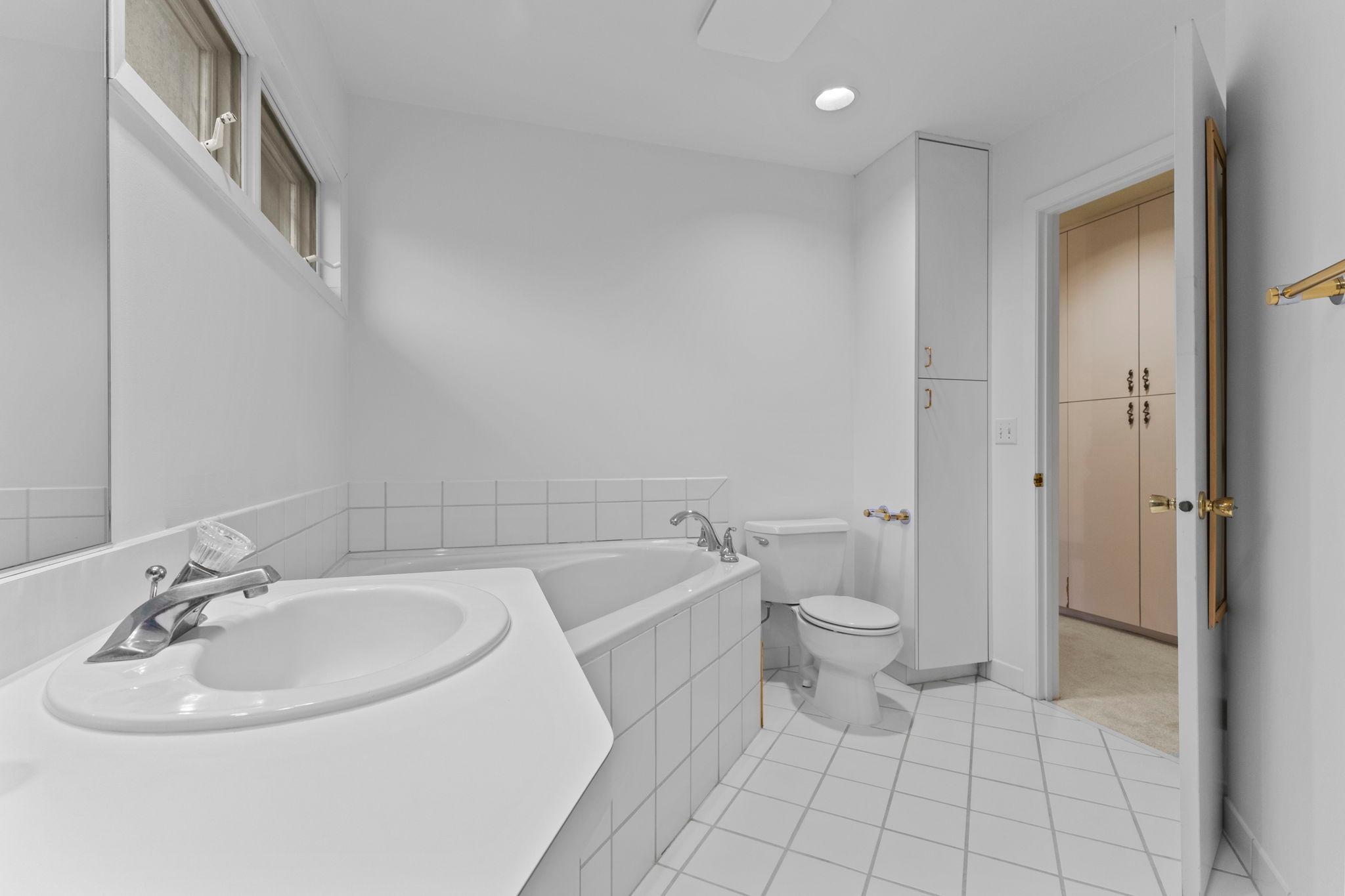 1483 Red Cedar Road Property Photo 24