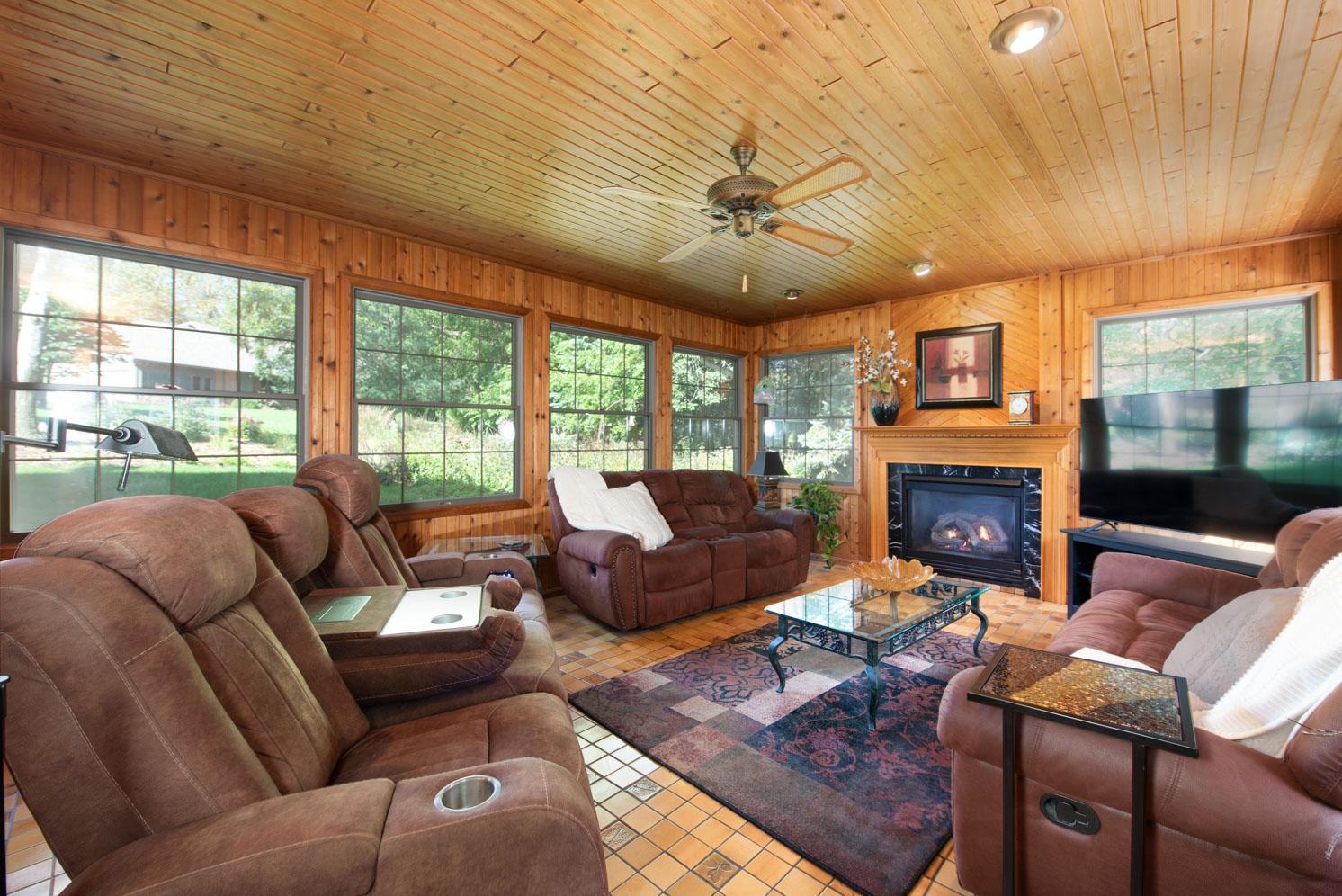 2 Capri Drive Property Photo 12