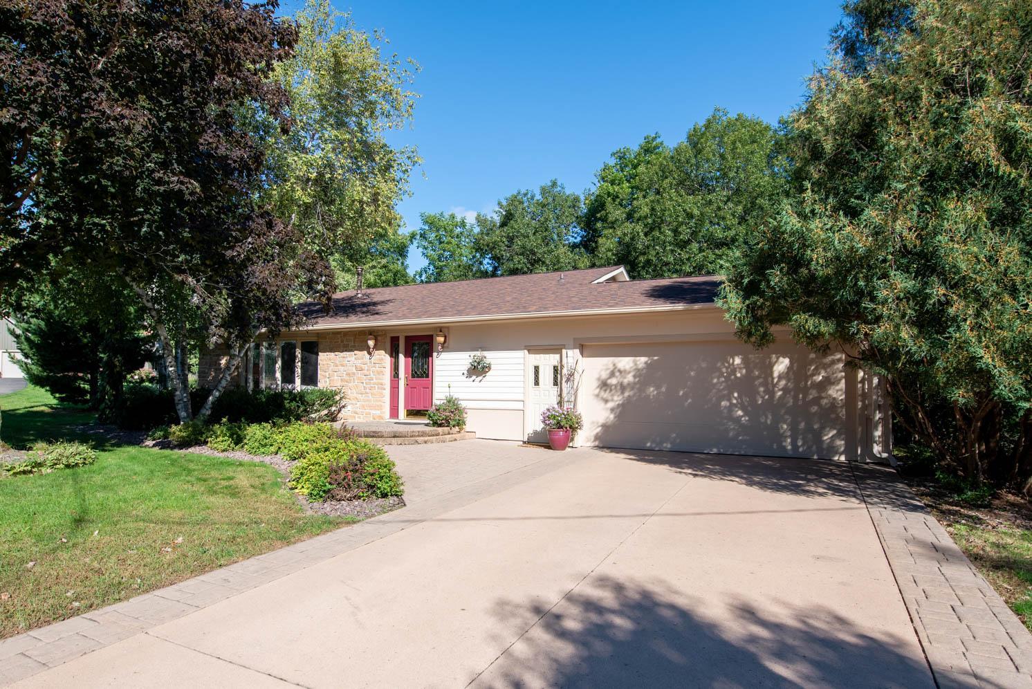 2 Capri Drive Property Photo 23