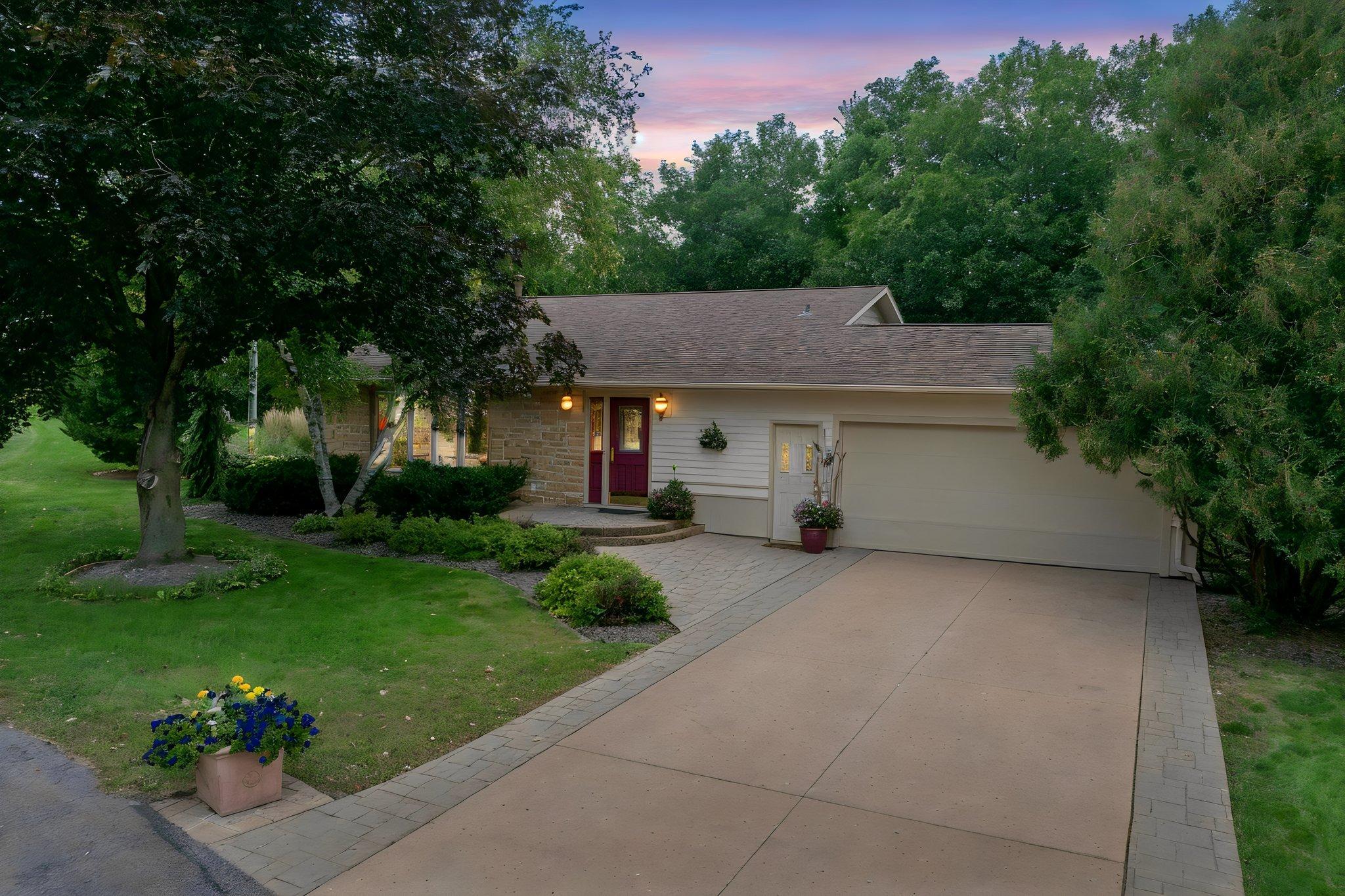 2 Capri Drive Property Photo 24