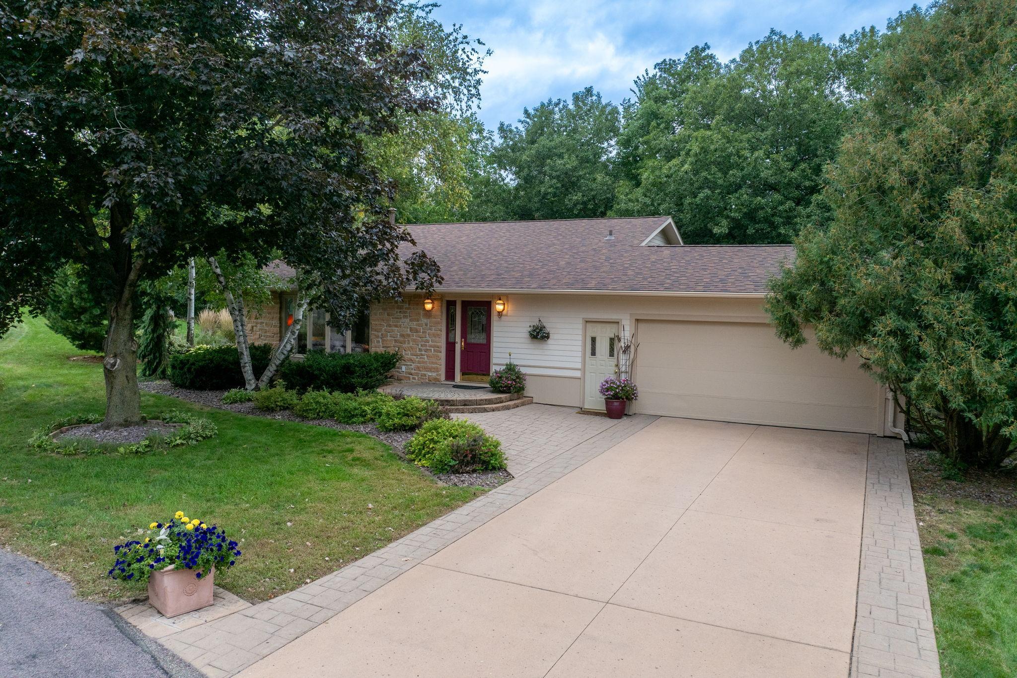 2 Capri Drive Property Photo 25
