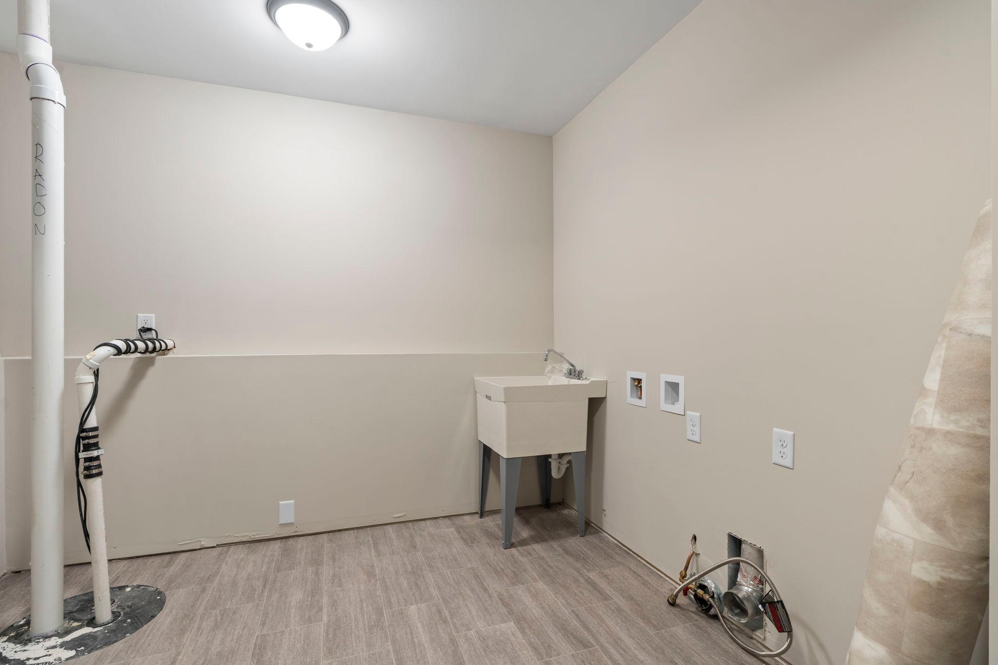 581 Sienna Drive Property Photo 39