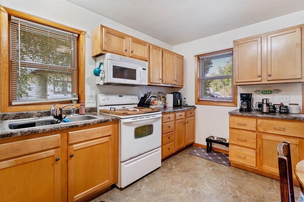 314 8th Street Property Photo 4