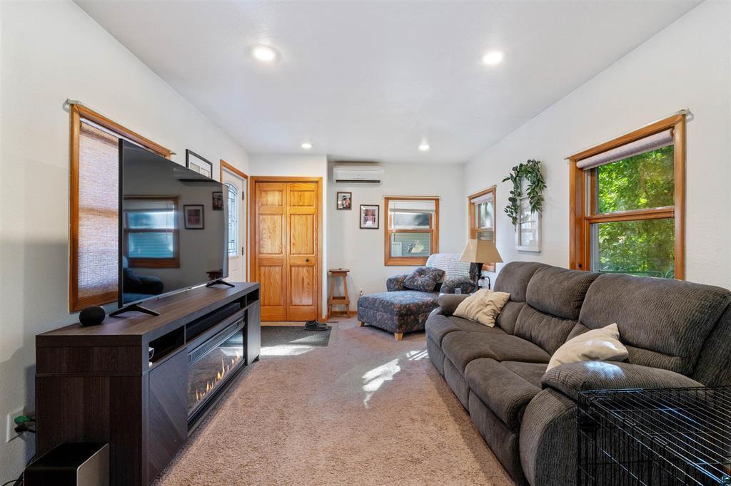 314 8th Street Property Photo 7