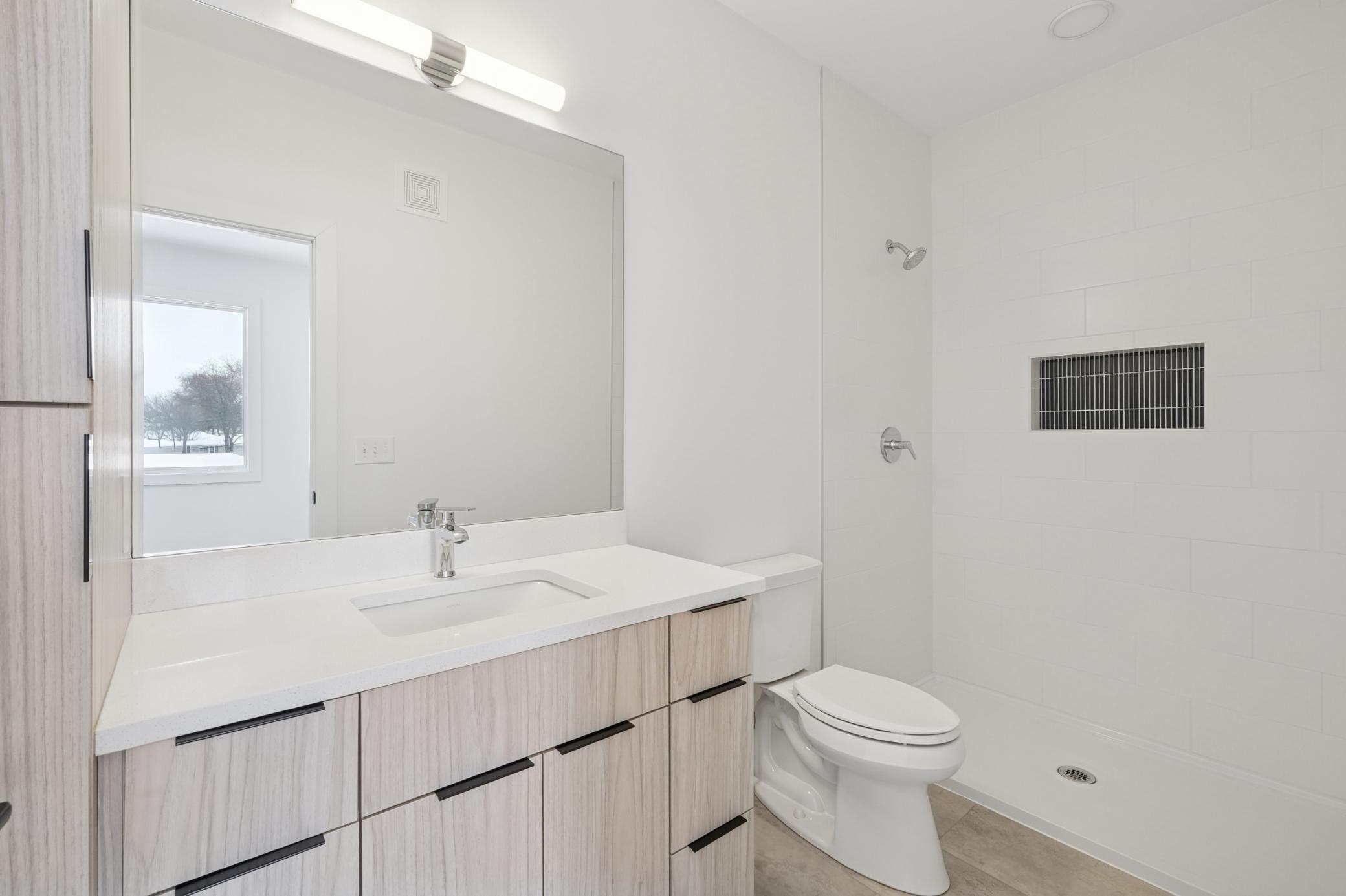 6043 Brooklyn Boulevard Property Photo 23