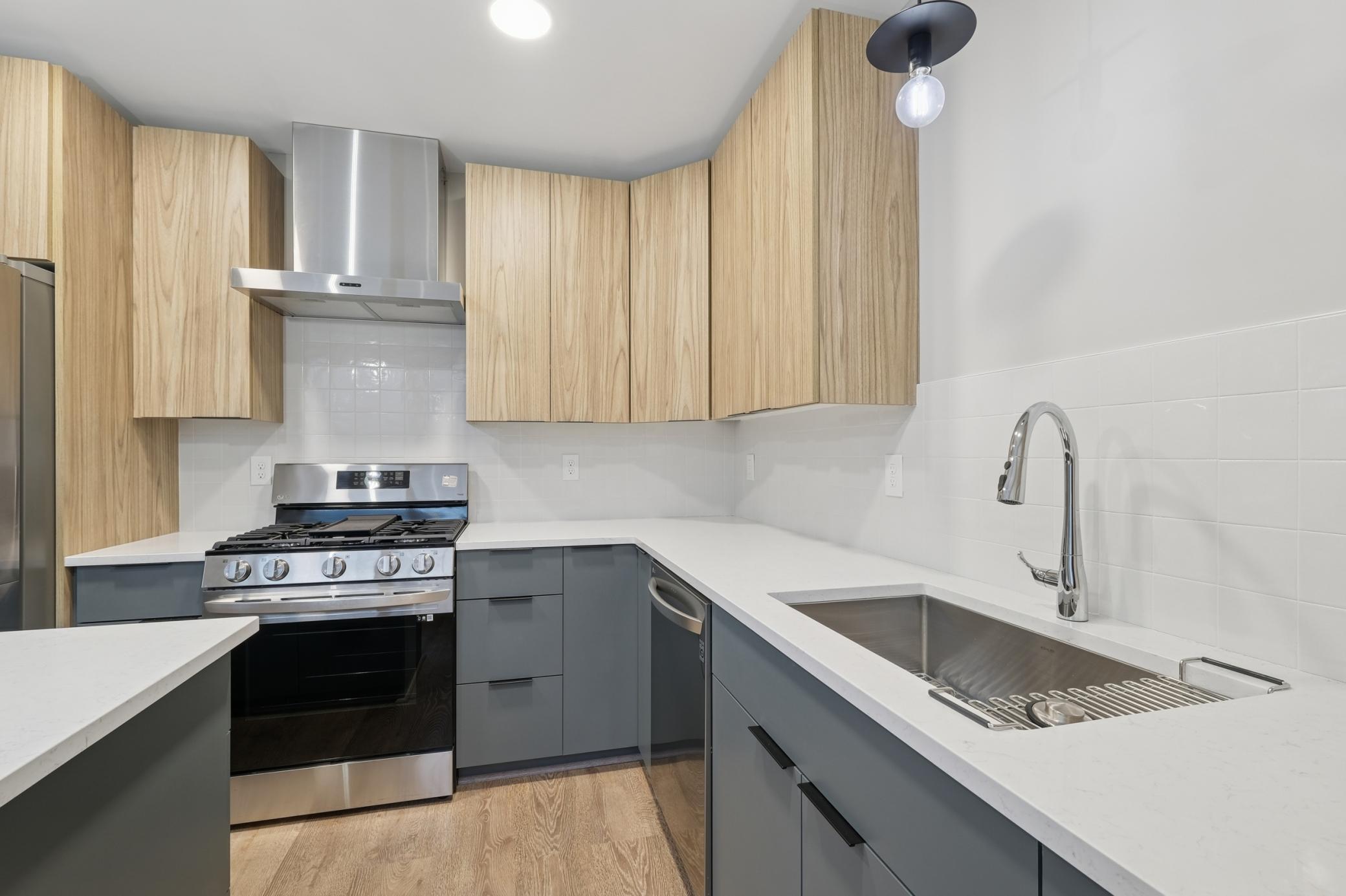 6043 Brooklyn Boulevard Property Photo 29