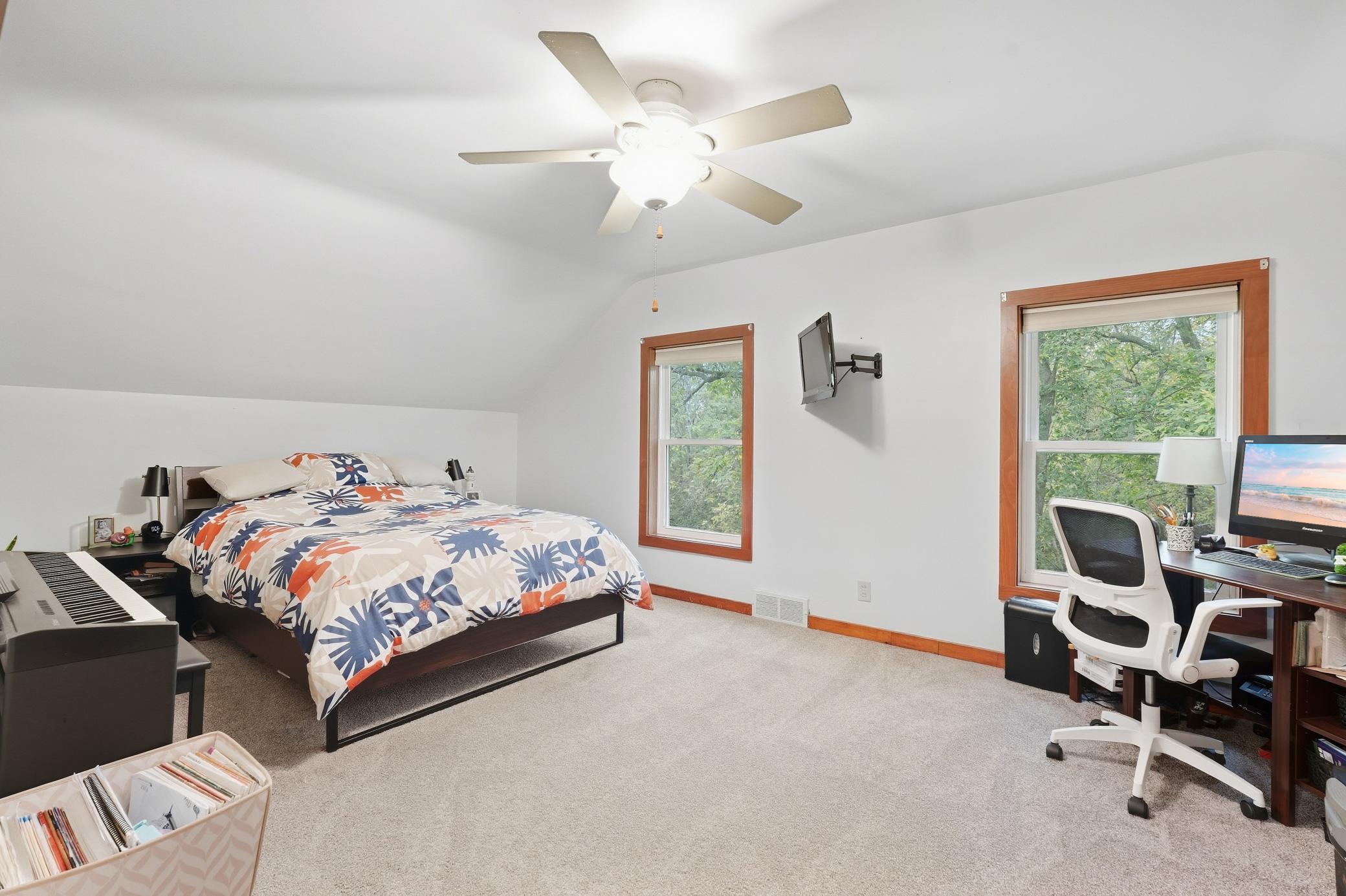 858 Bradley Drive Property Photo 11