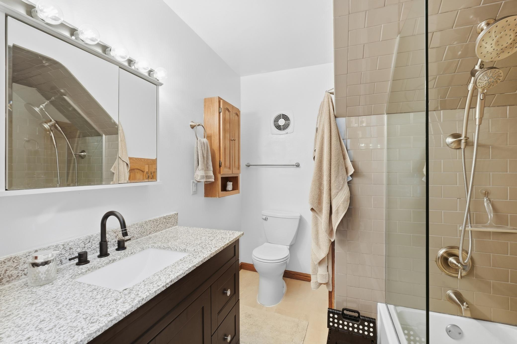 858 Bradley Drive Property Photo 15