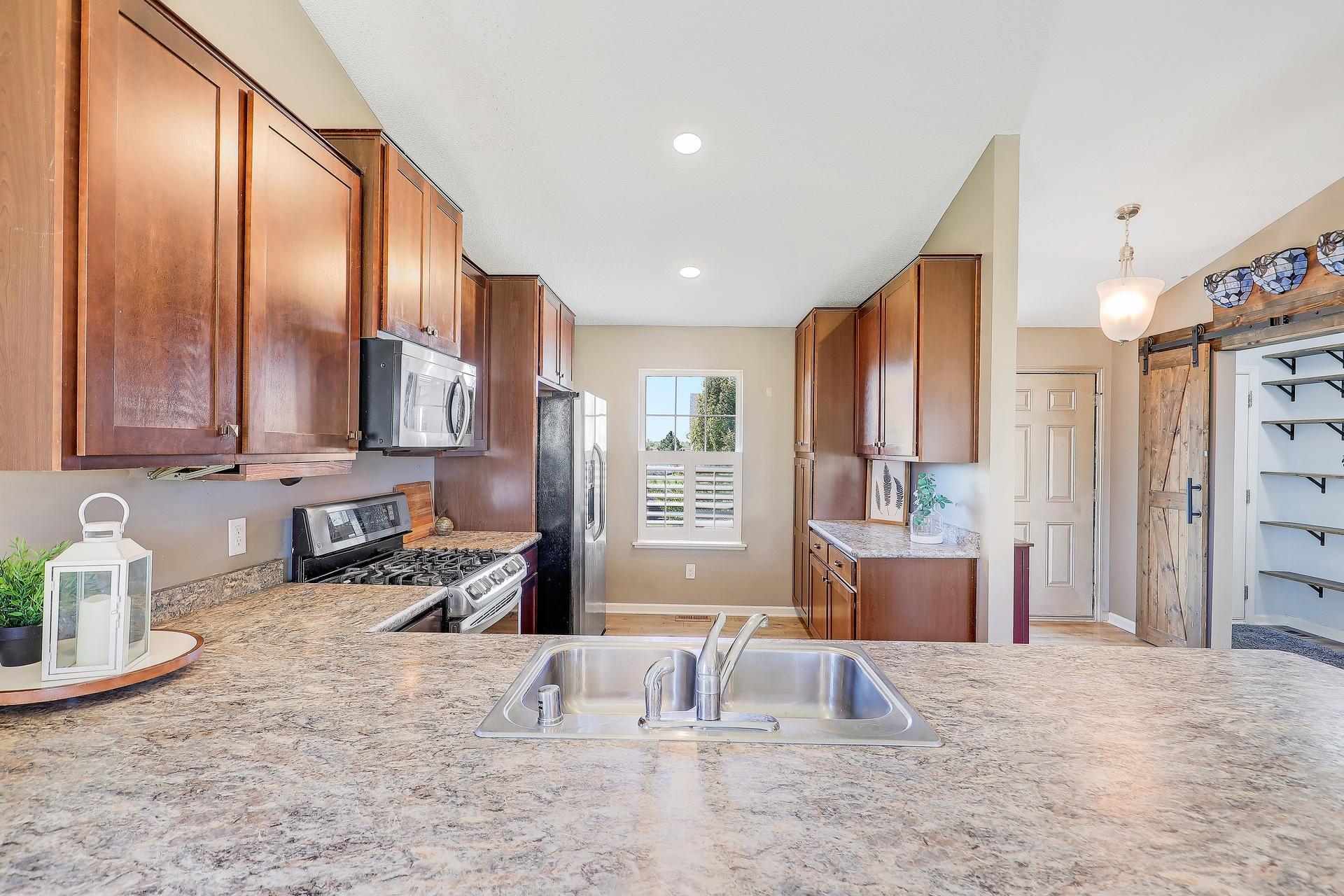 15174 Emory Circle Property Photo 12