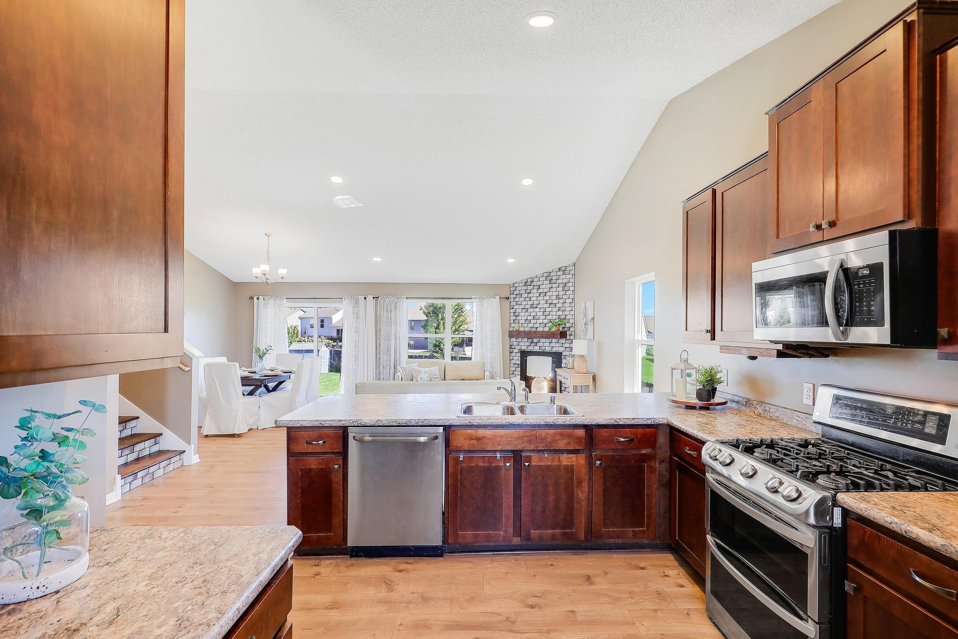 15174 Emory Circle Property Photo 14