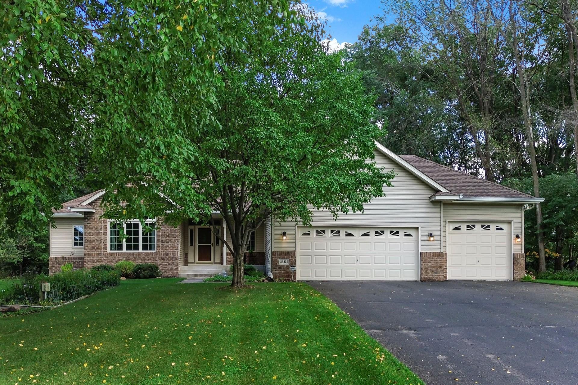 22329 Watson Circle Nw Property Photo 2