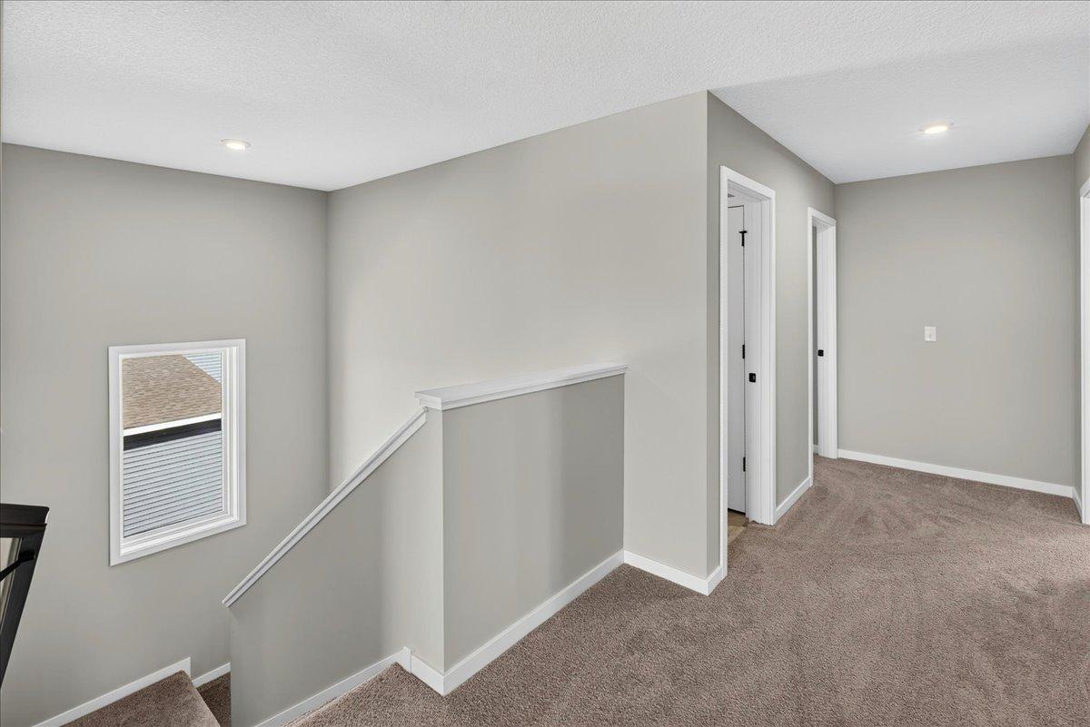 9662 32nd Street Ne Property Photo 23