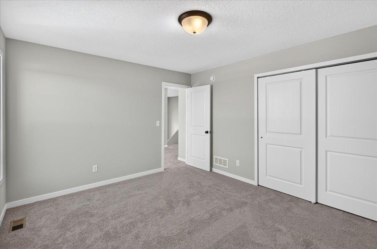 9662 32nd Street Ne Property Photo 35