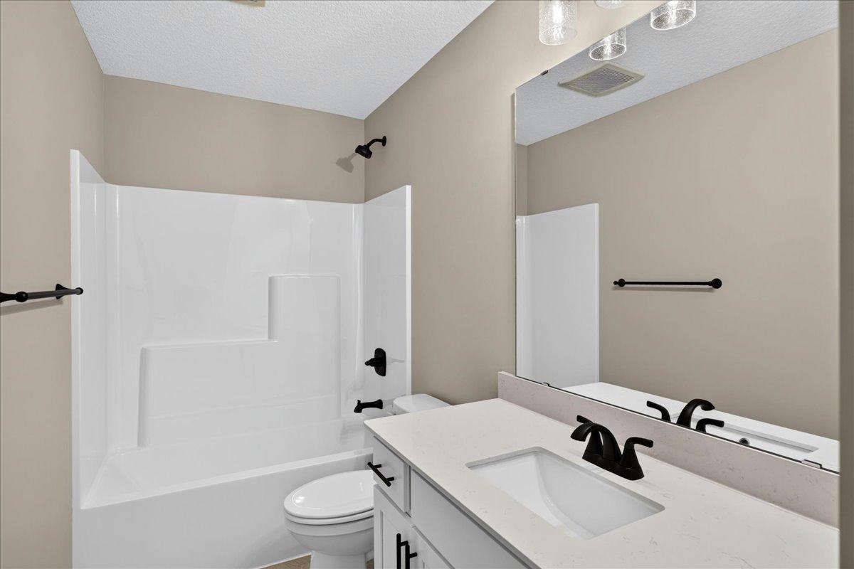 9662 32nd Street Ne Property Photo 42