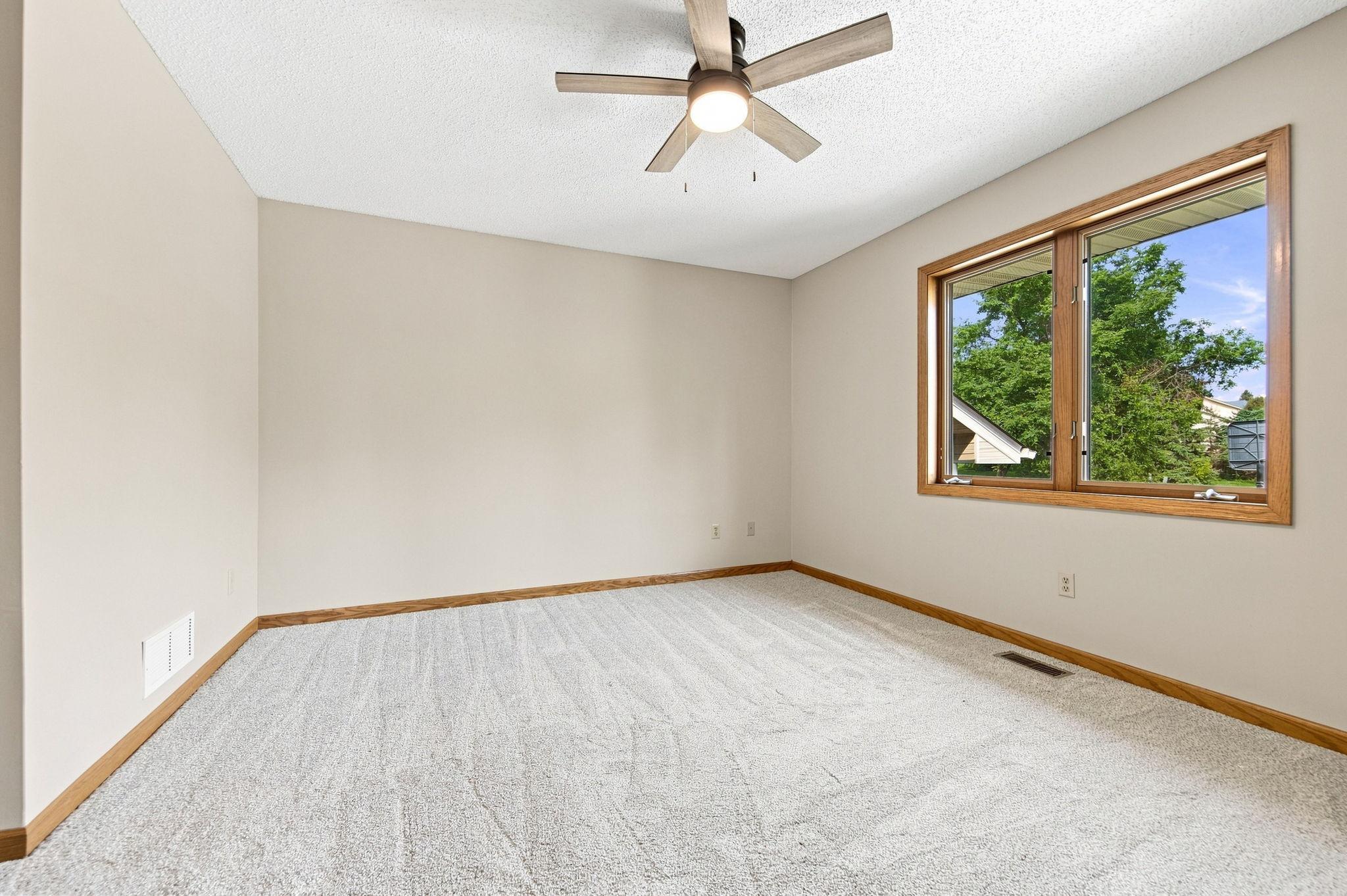 9081 13th Street Ne Property Photo 13