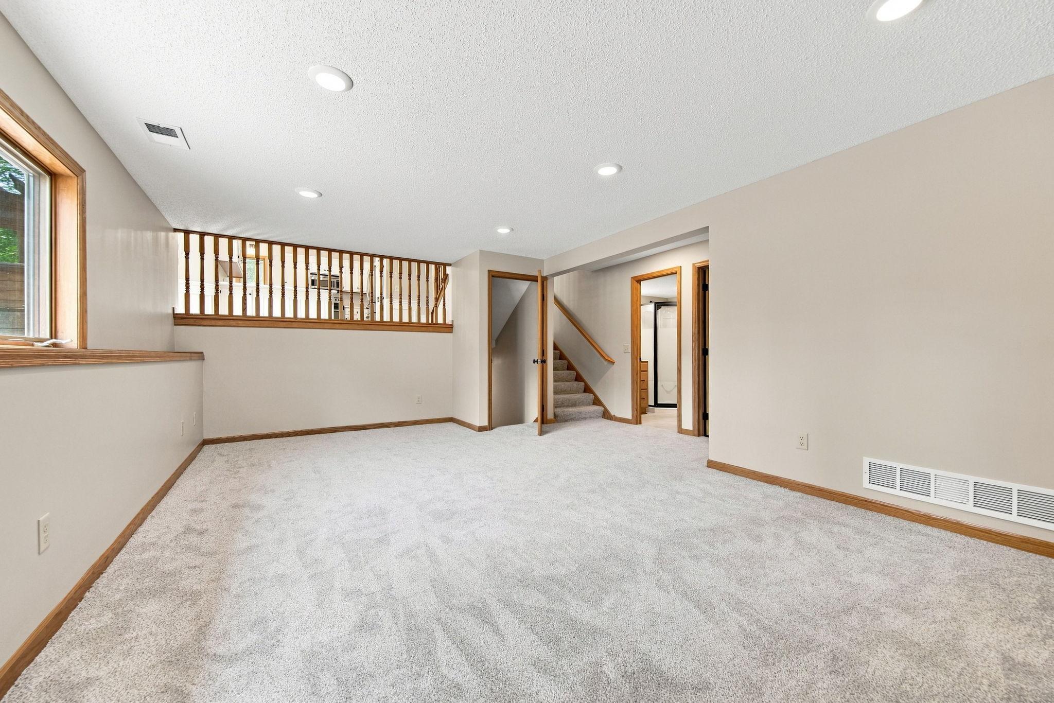 9081 13th Street Ne Property Photo 18