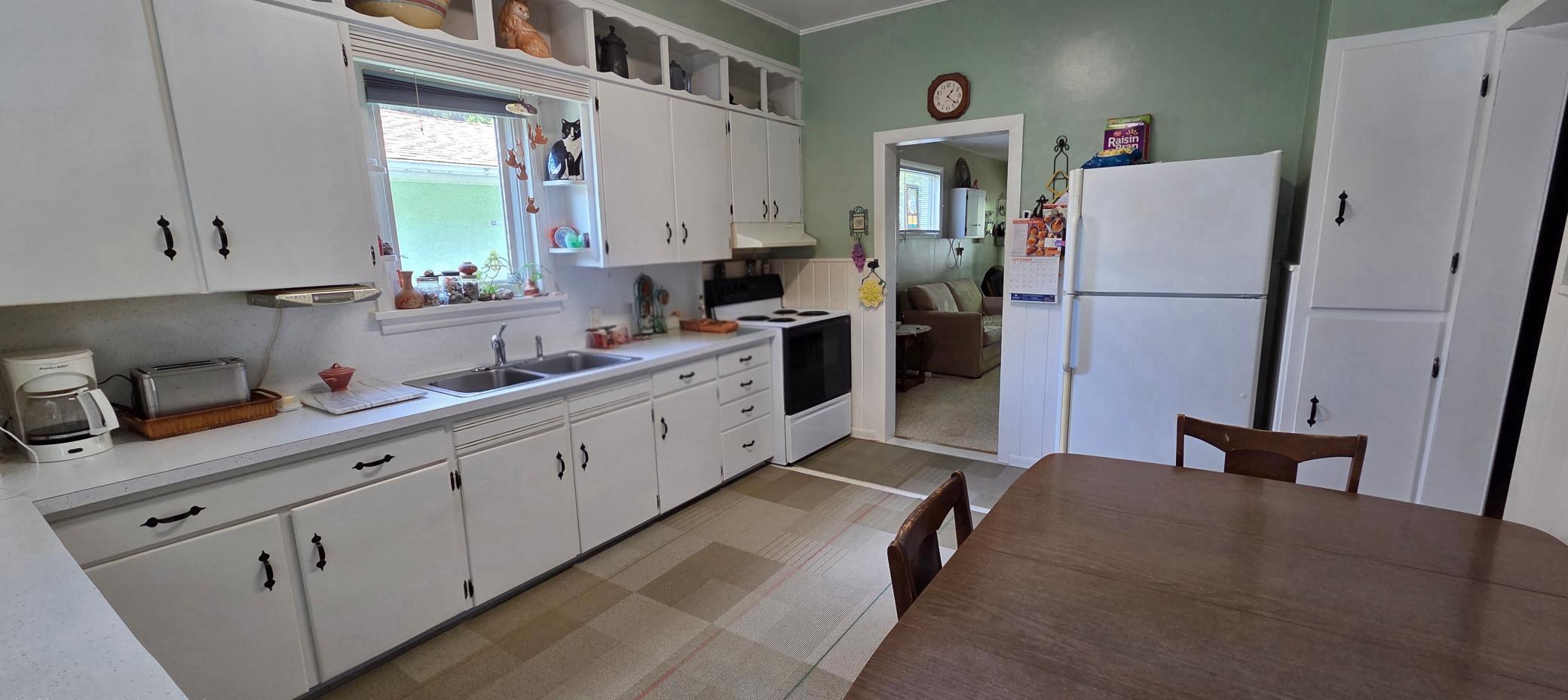605 7th Street Property Photo 6