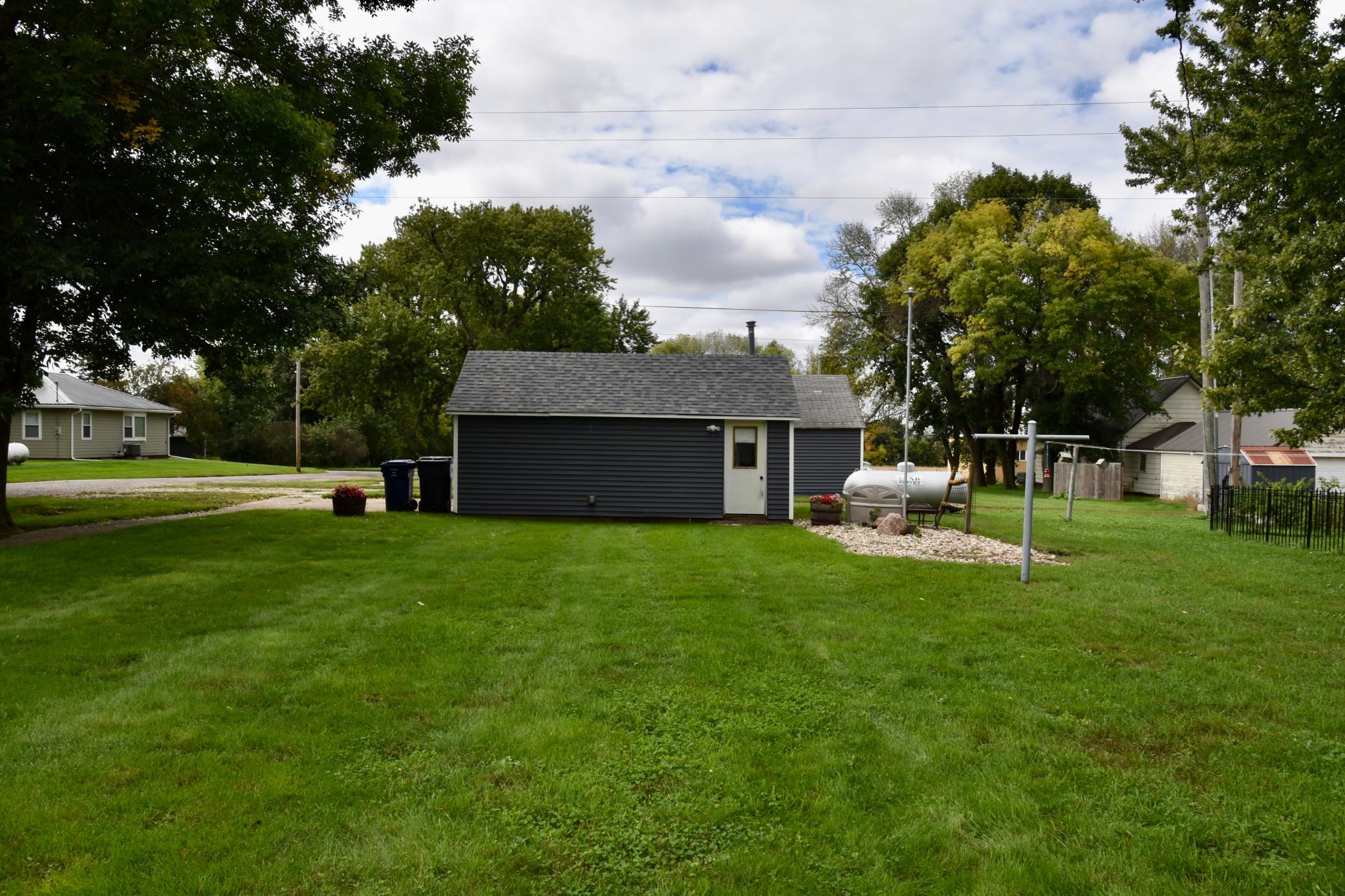 1069 Pine Street Property Photo 7