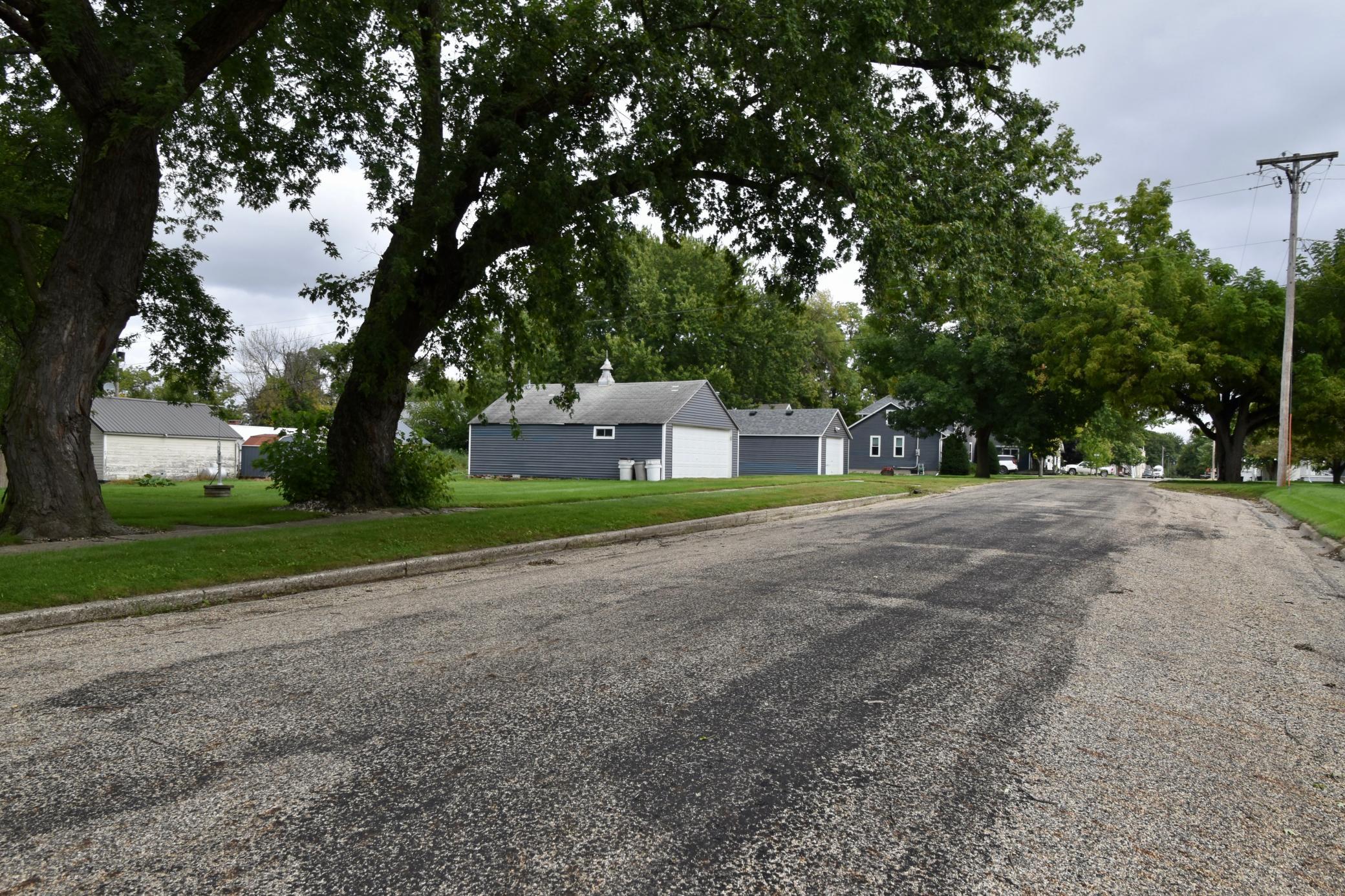 1069 Pine Street Property Photo 11