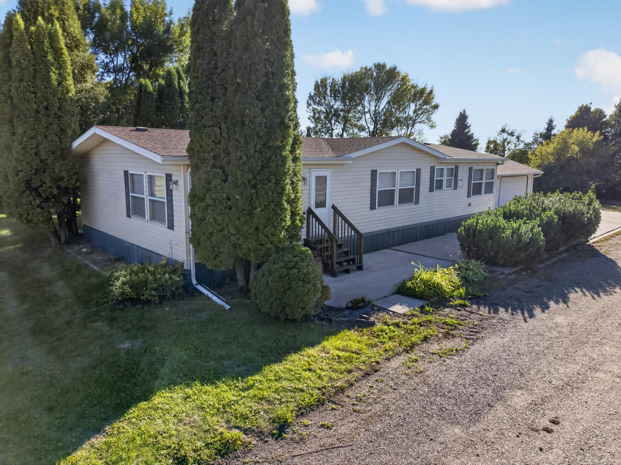 101 243rd Street S Property Photo 1