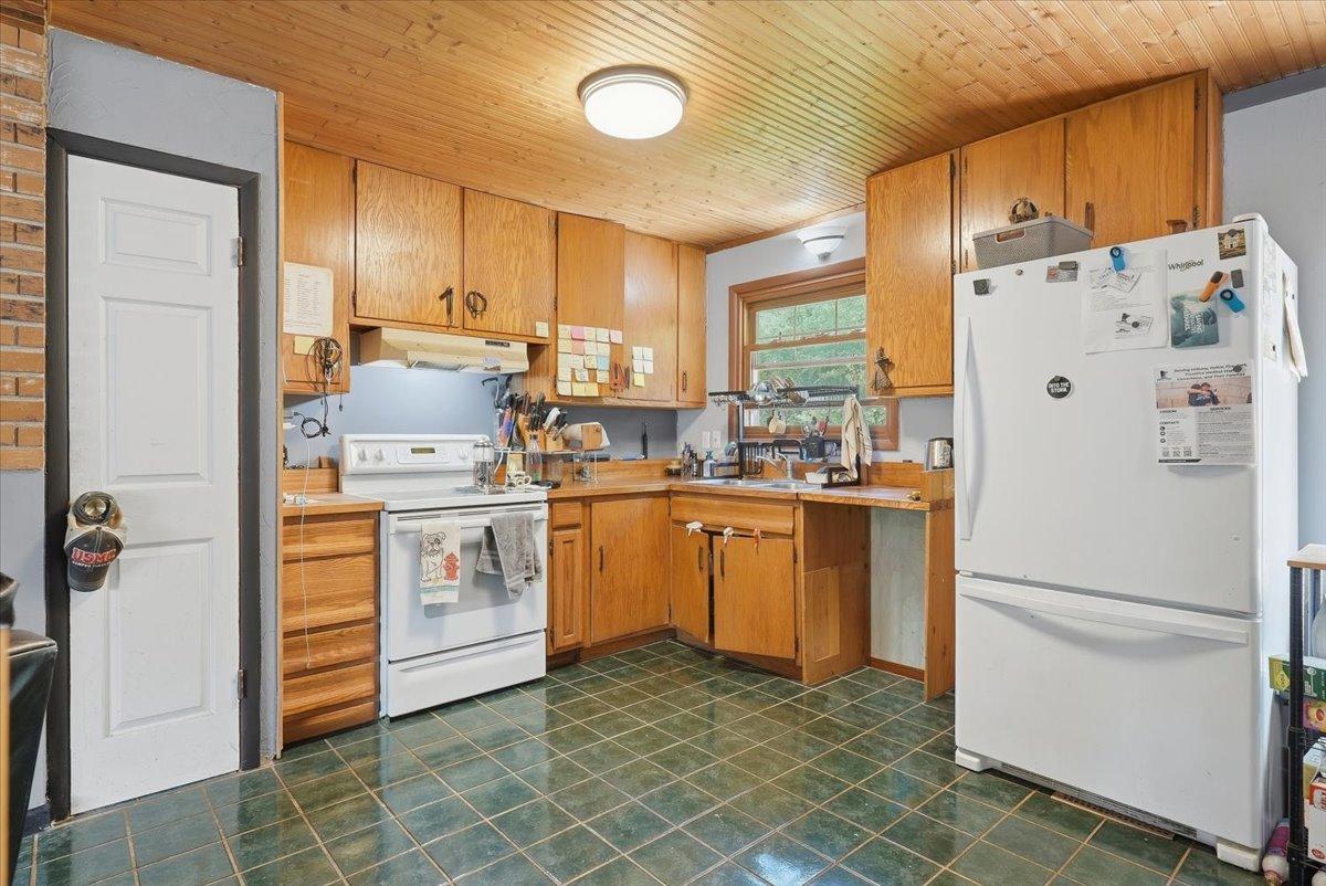 304 235th Street A Property Photo 6