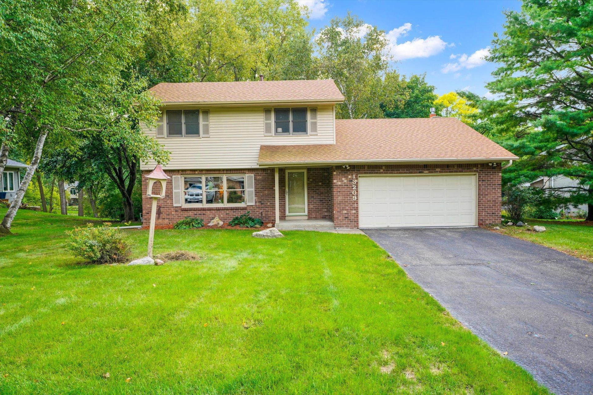 13209 Sheffield Curve Property Photo 1