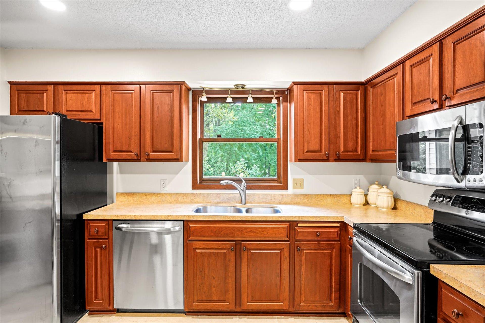 13209 Sheffield Curve Property Photo 18