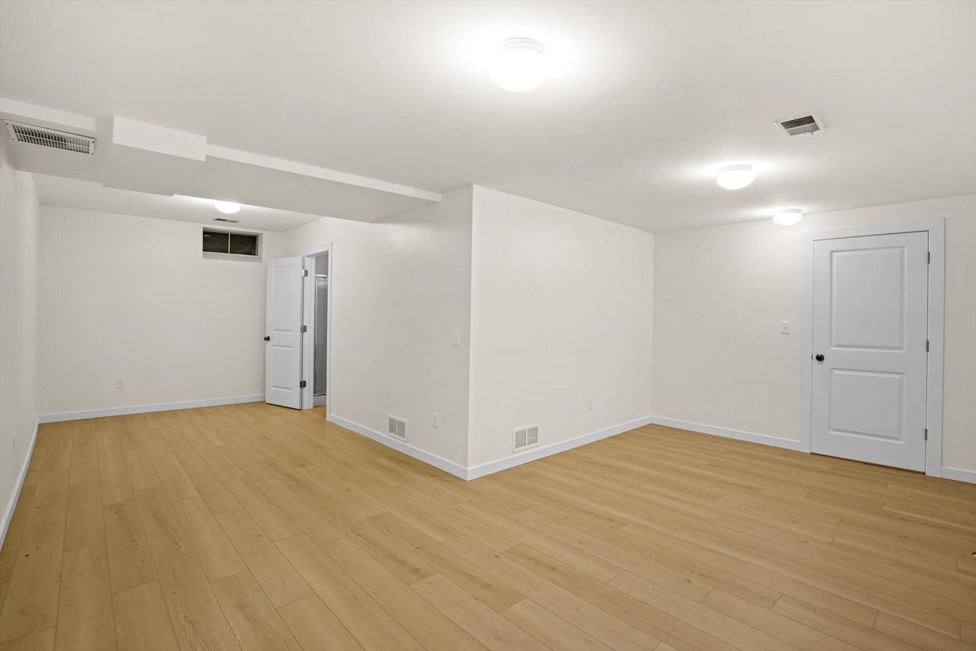 13209 Sheffield Curve Property Photo 34