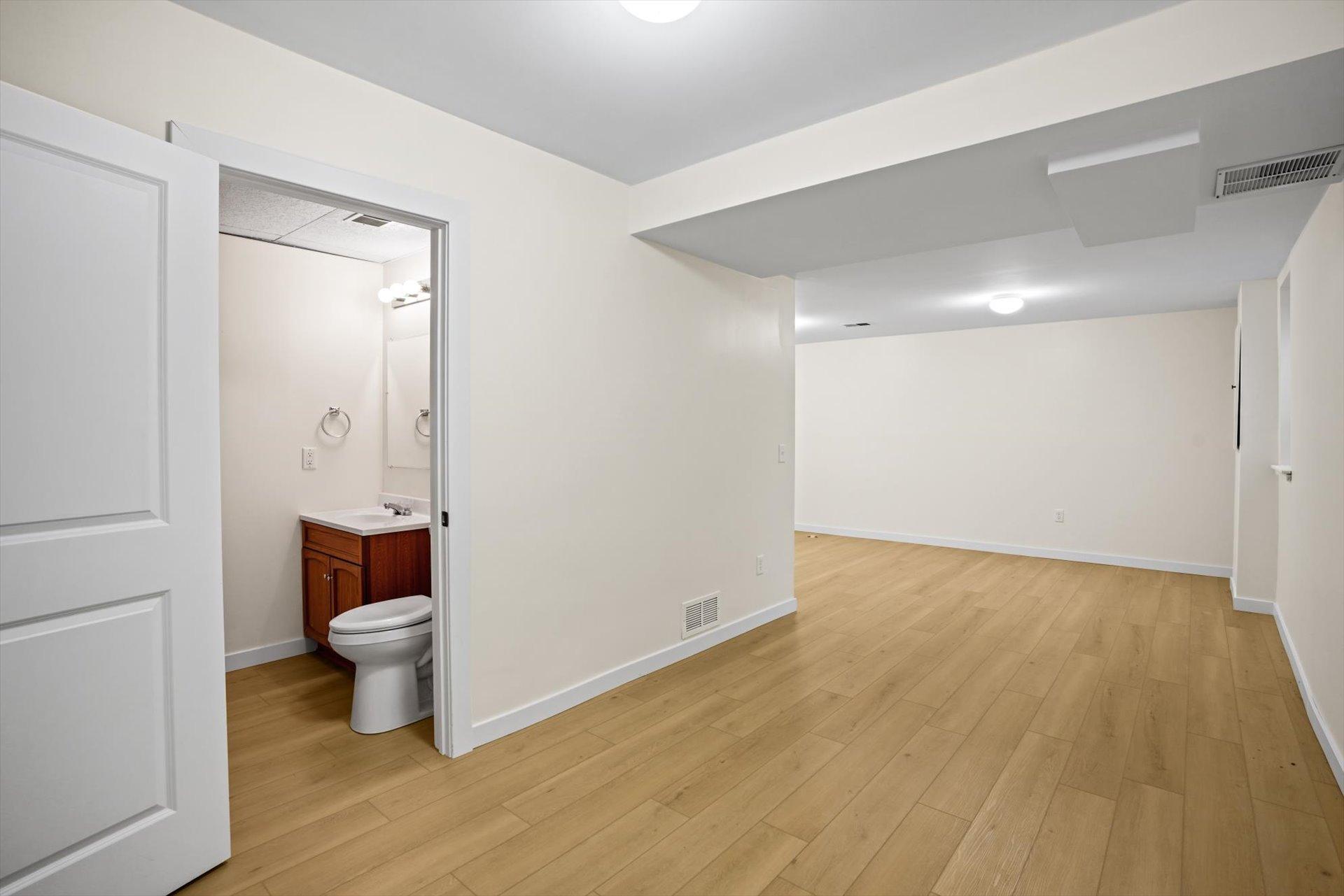 13209 Sheffield Curve Property Photo 35