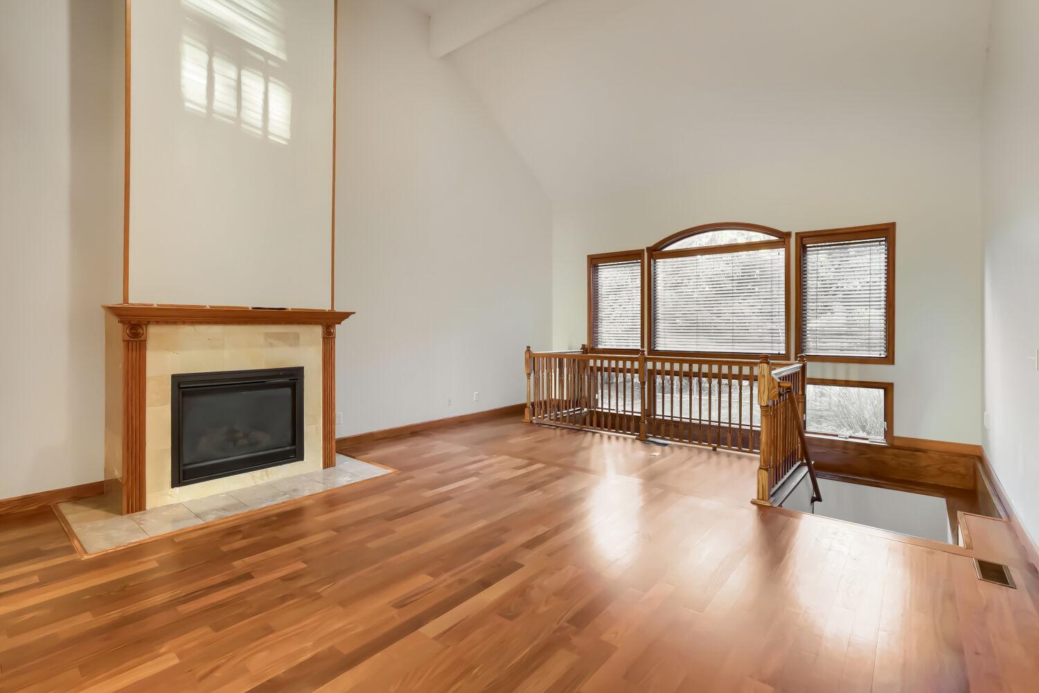 13426 Excelsior Boulevard Property Photo 29