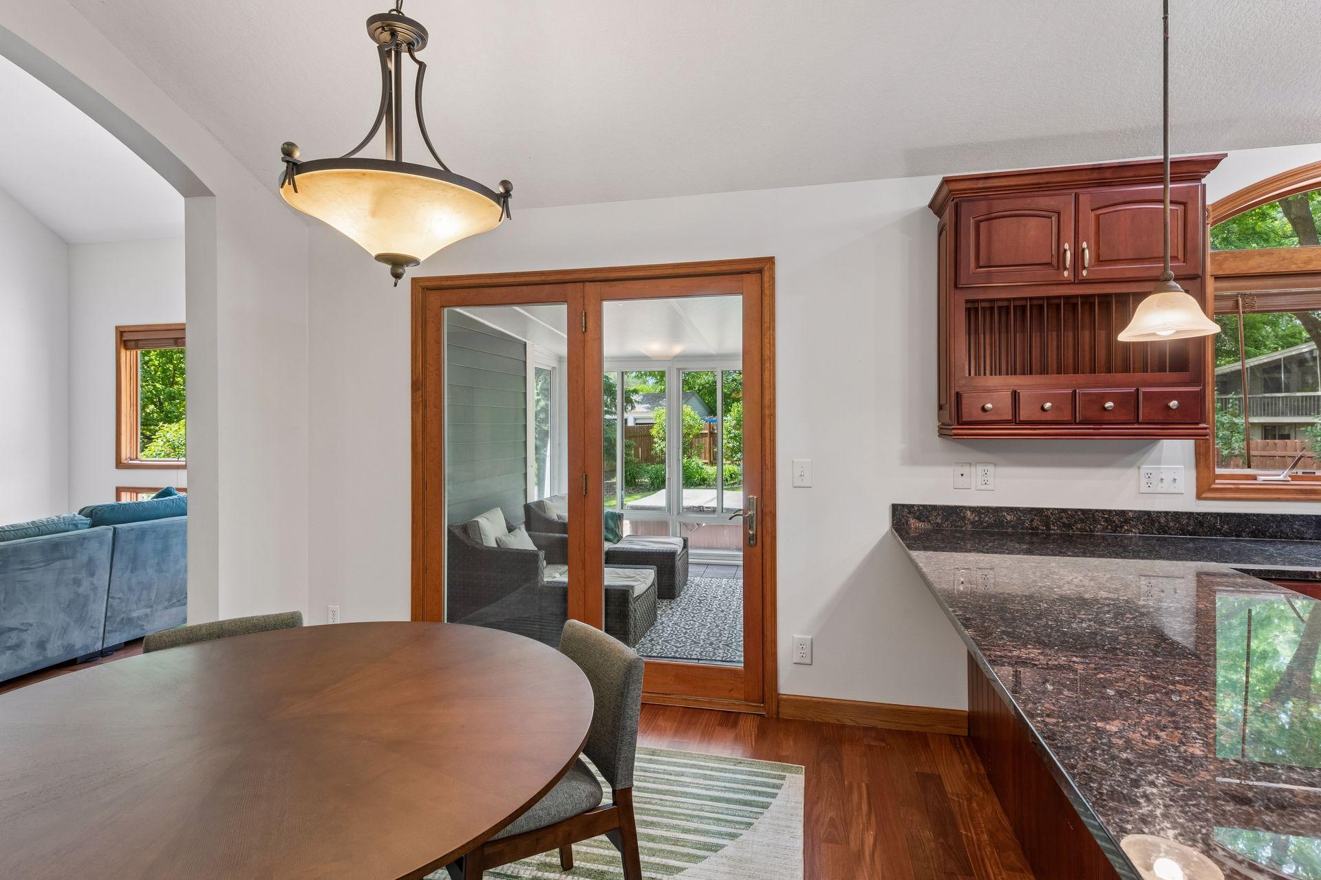 13426 Excelsior Boulevard Property Photo 37