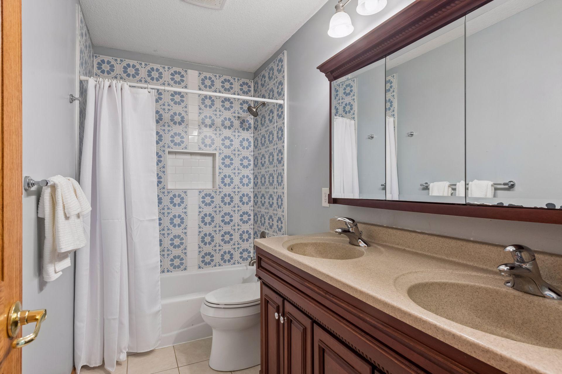 13426 Excelsior Boulevard Property Photo 52