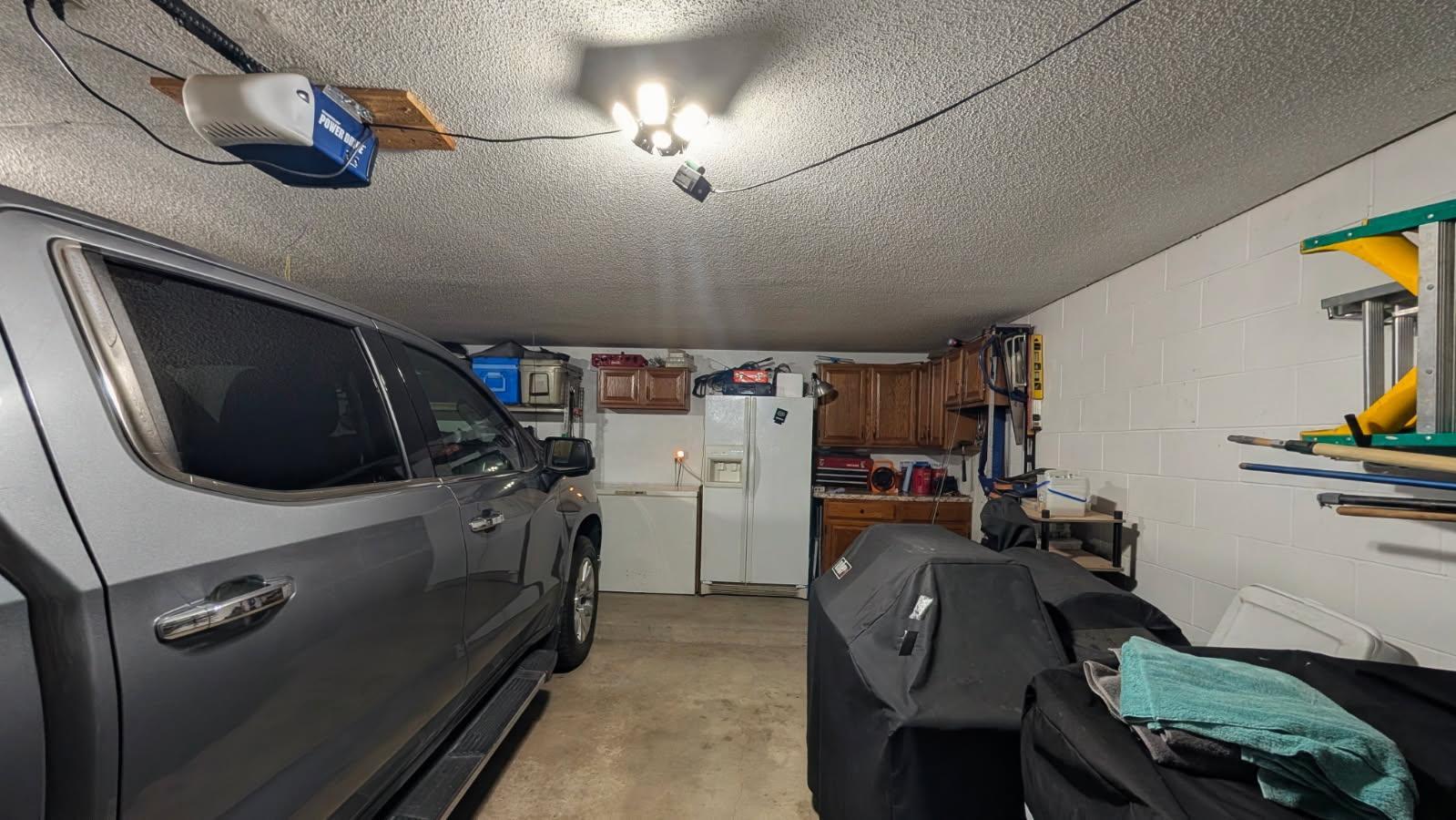 1202 Oak Drive Property Photo 4