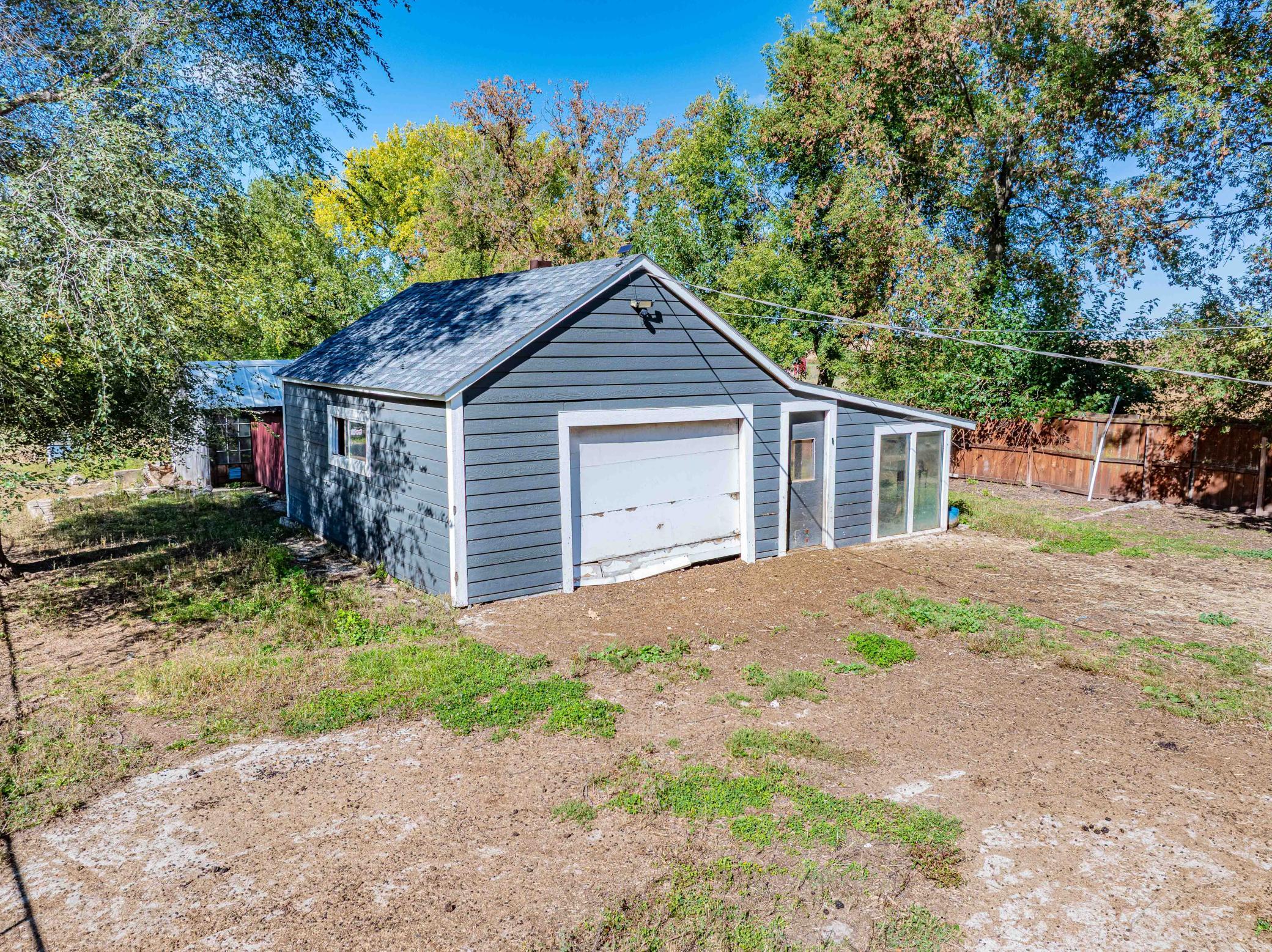 6630 Augusta Road Property Photo 9