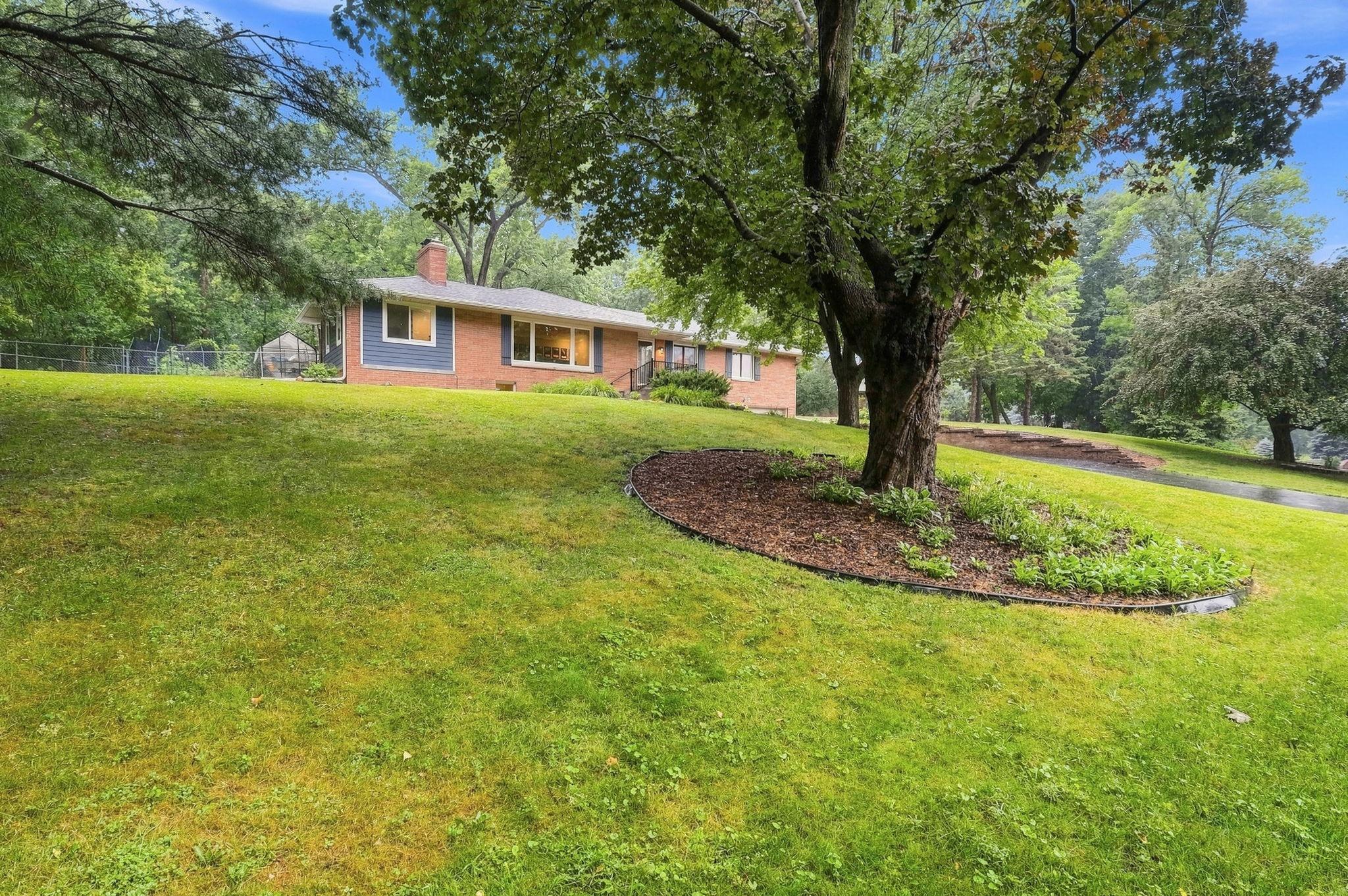 3600 Sunrise Drive E Property Photo 7