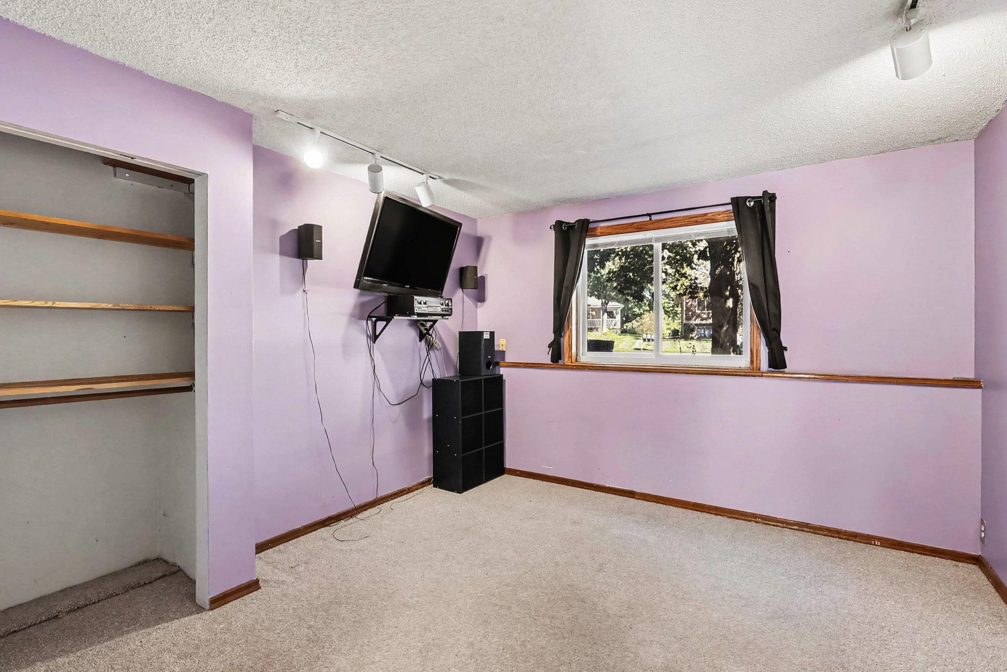 7850 Grinnell Court E Property Photo 13