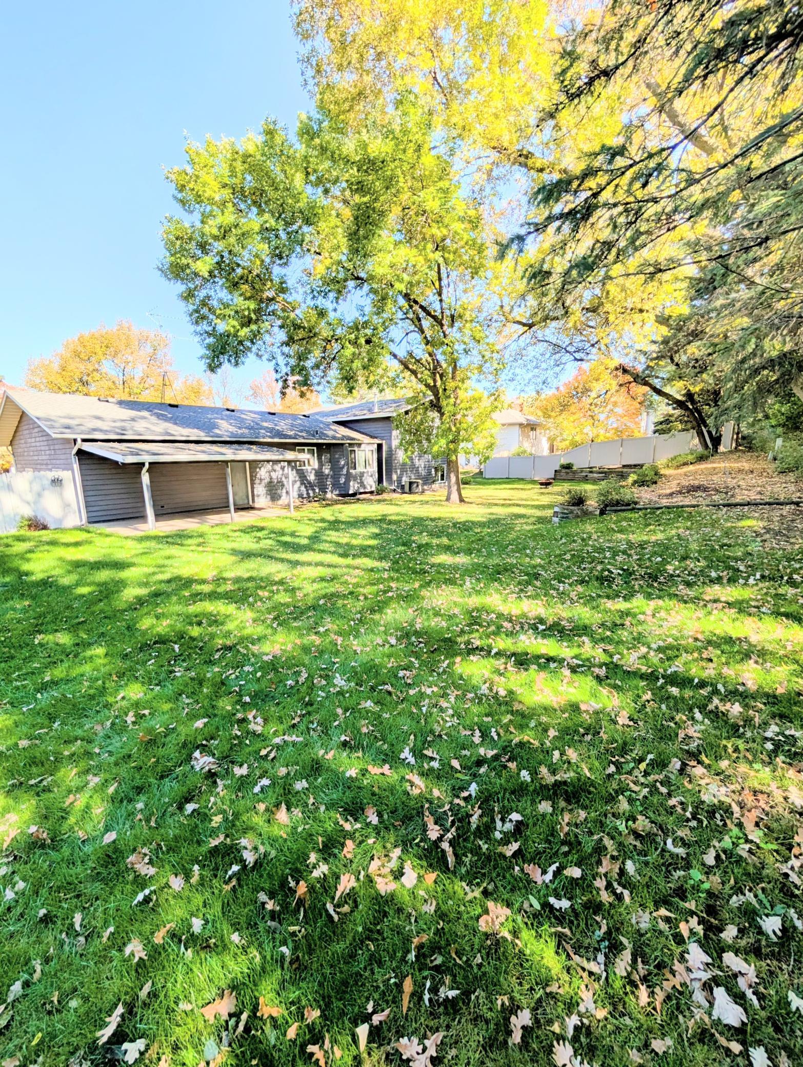 1928 Linda Lane Property Photo 4