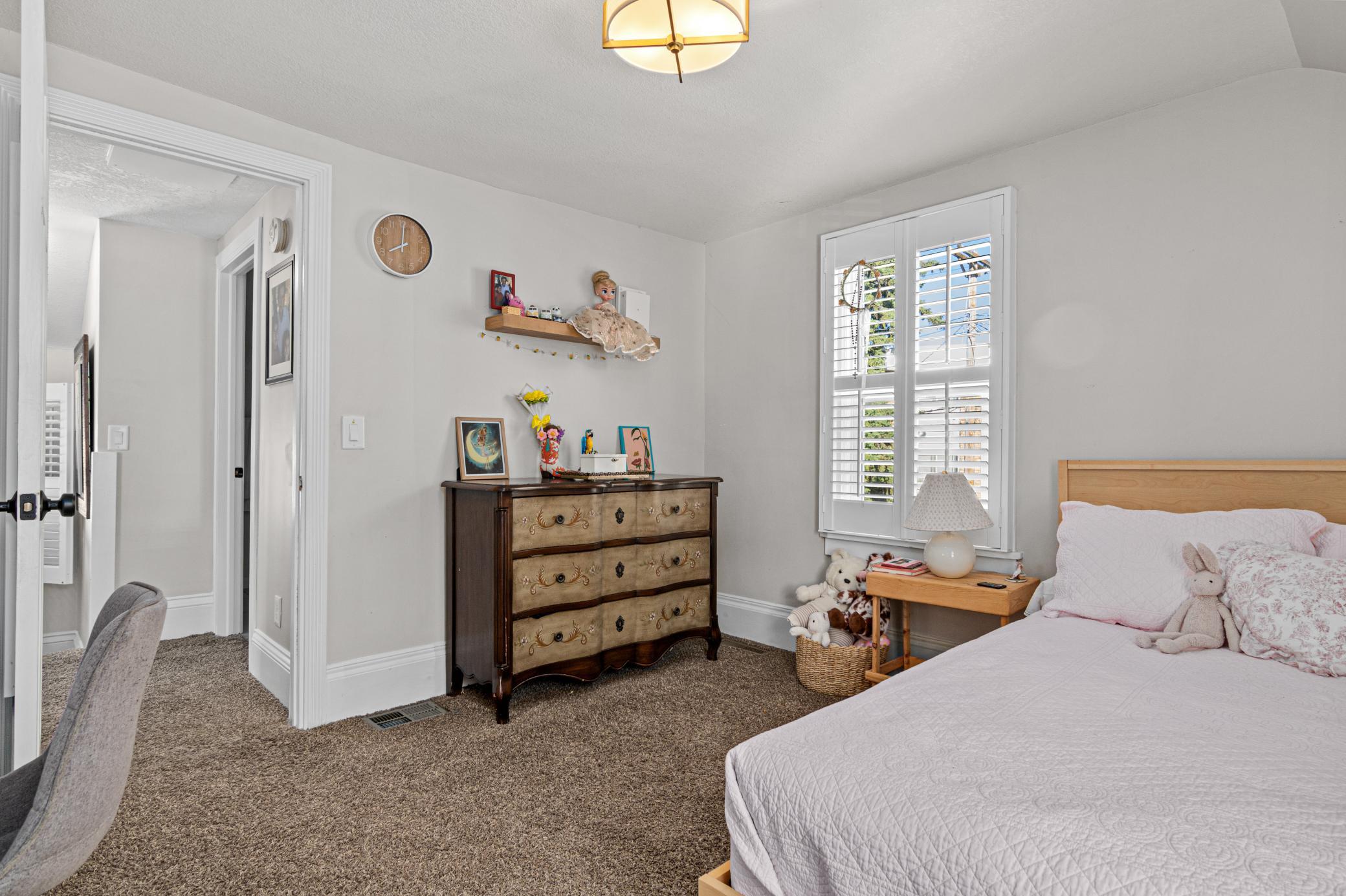 4151 Snelling Avenue Property Photo 17