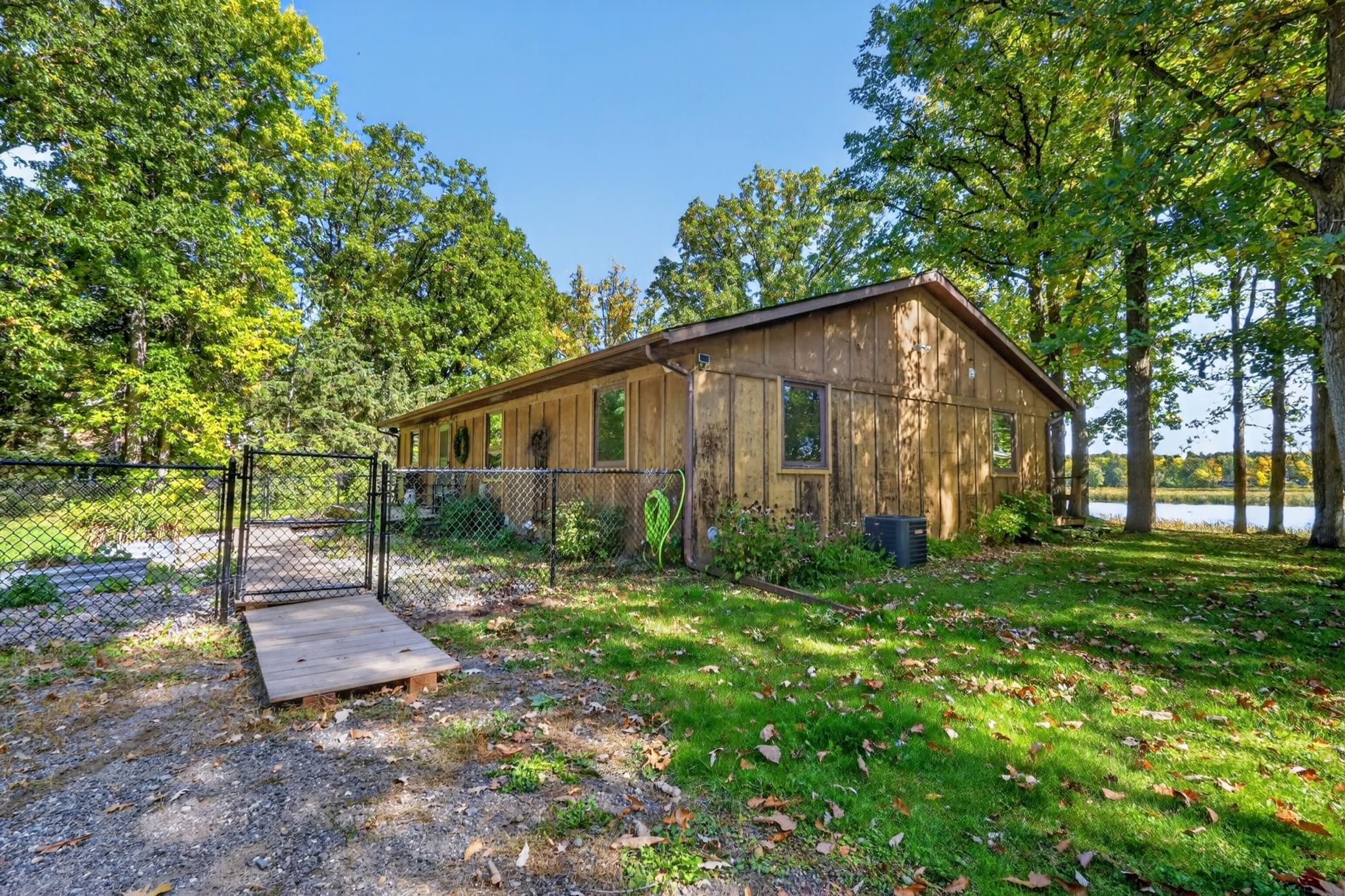 2016 Knollwood Drive Property Photo 3