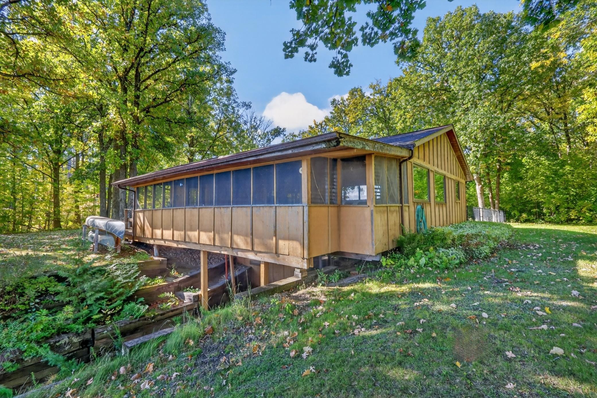 2016 Knollwood Drive Property Photo 8