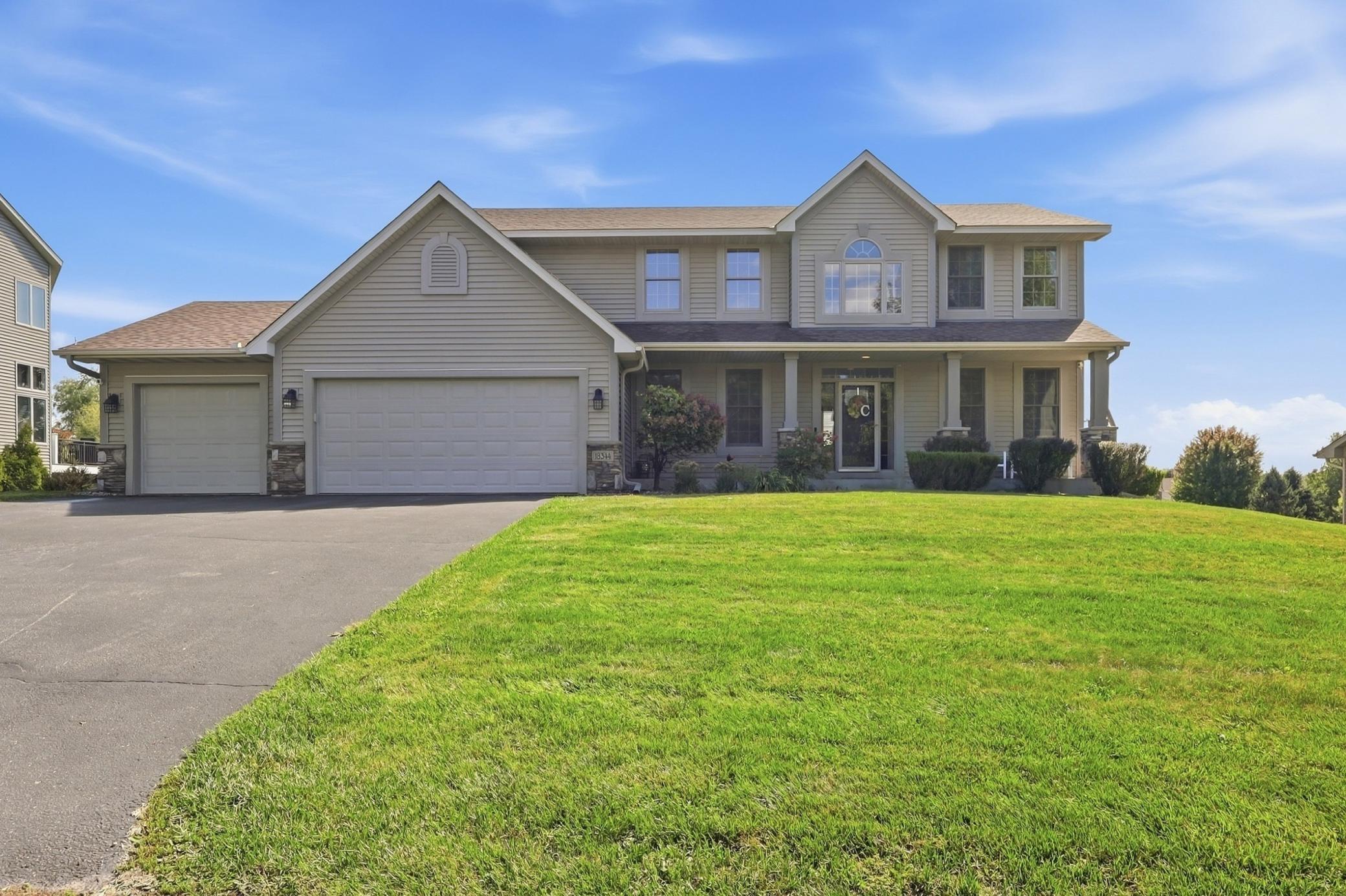 18344 Lake Forest Drive Property Photo 1
