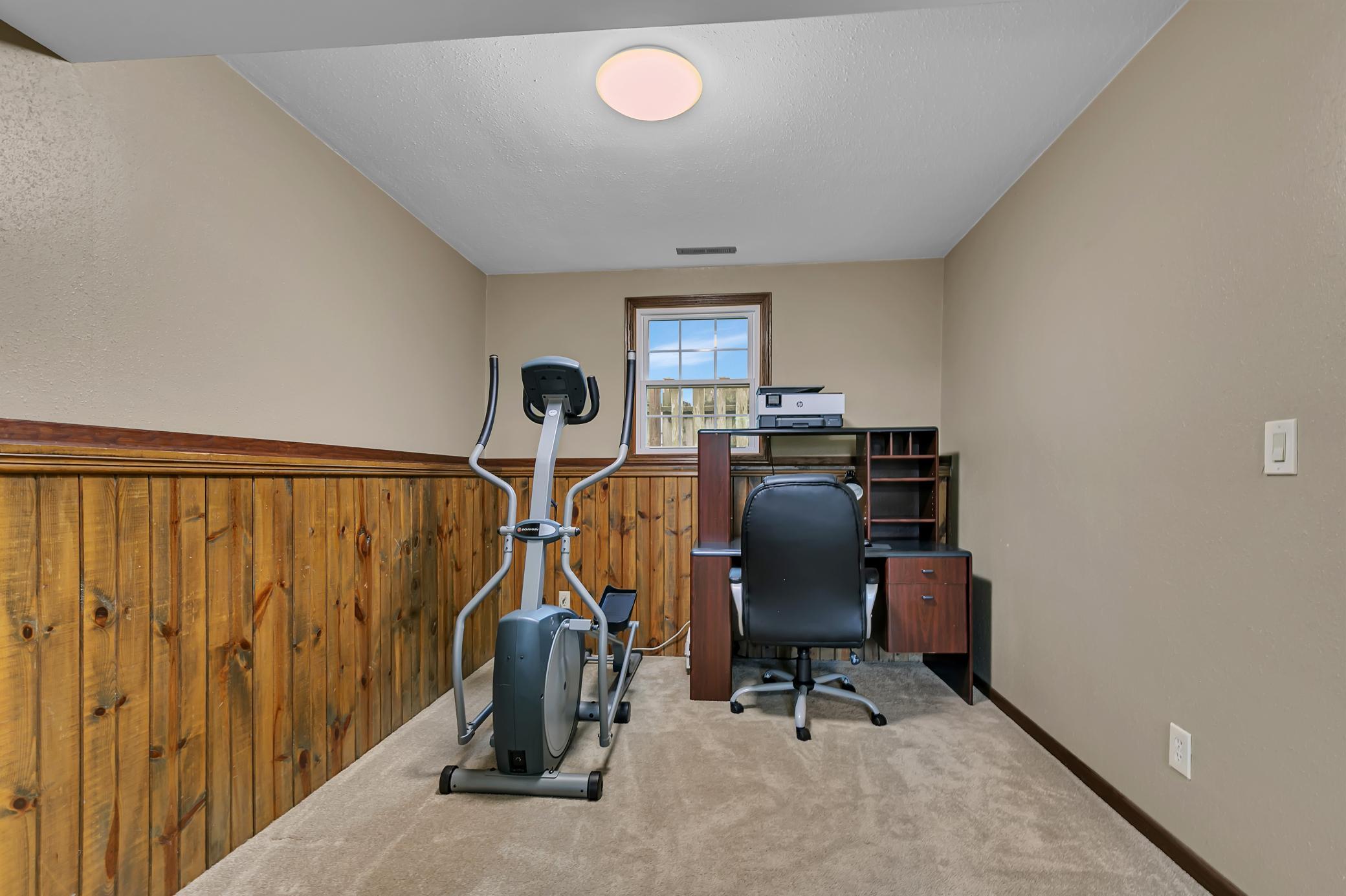 1627 33rd Avenue N Property Photo 22