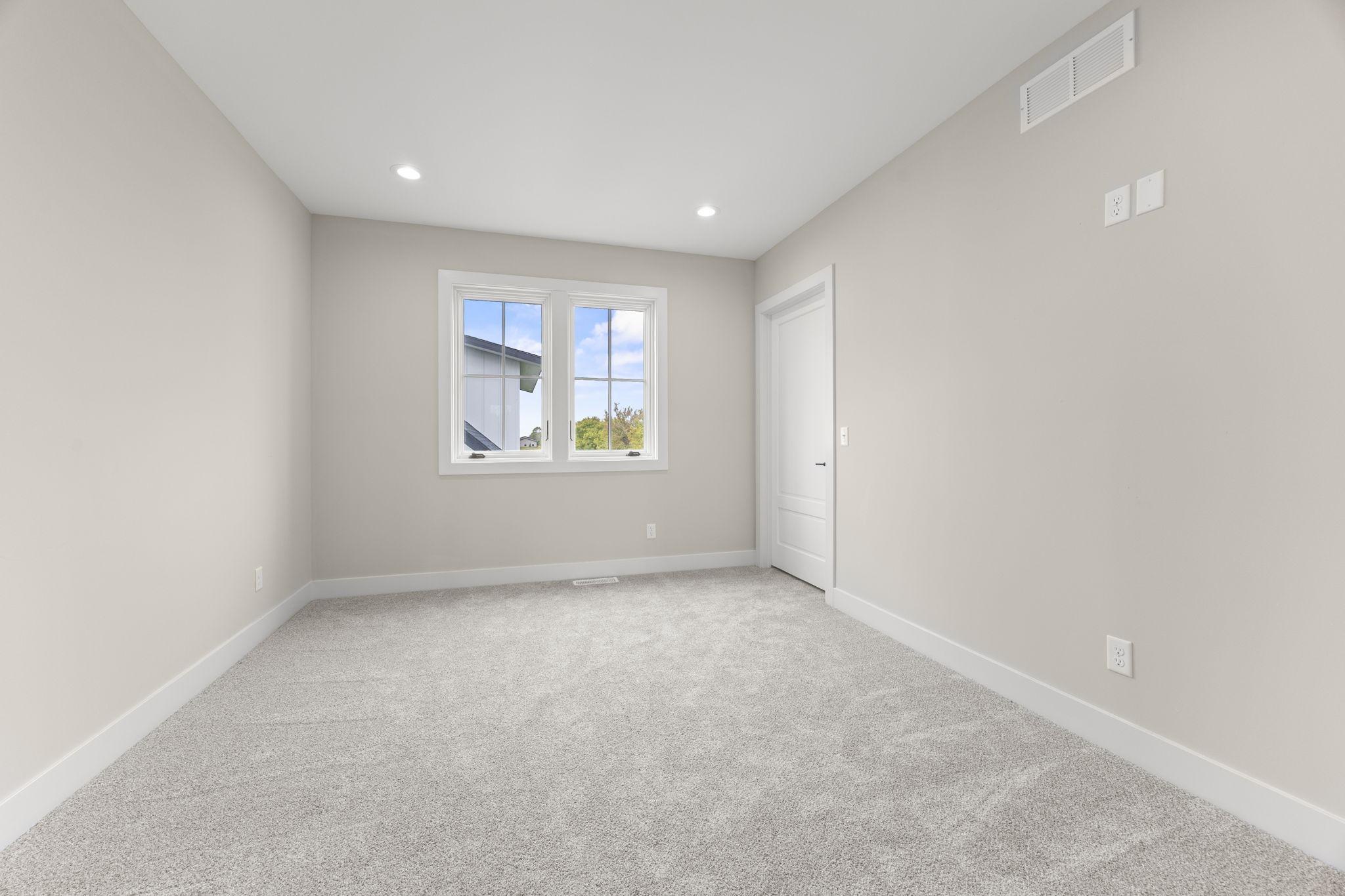 8800 Grace Lane N Property Photo 31