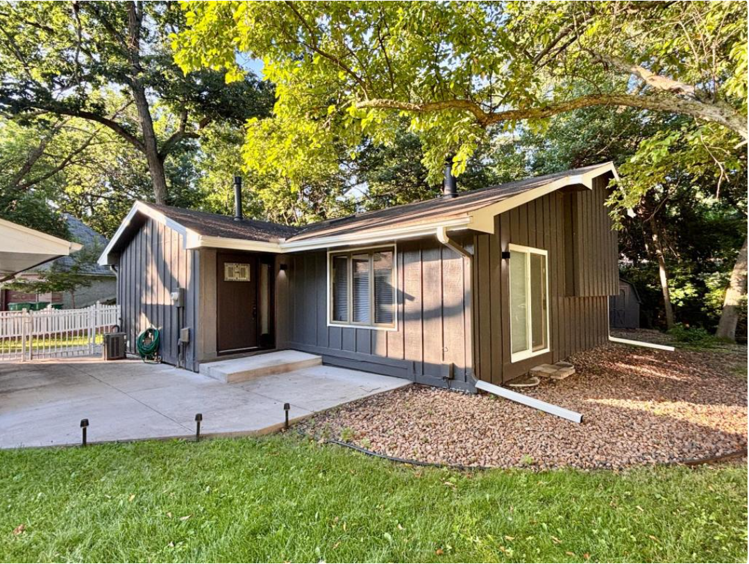 1414 W Danube Road Property Photo 1