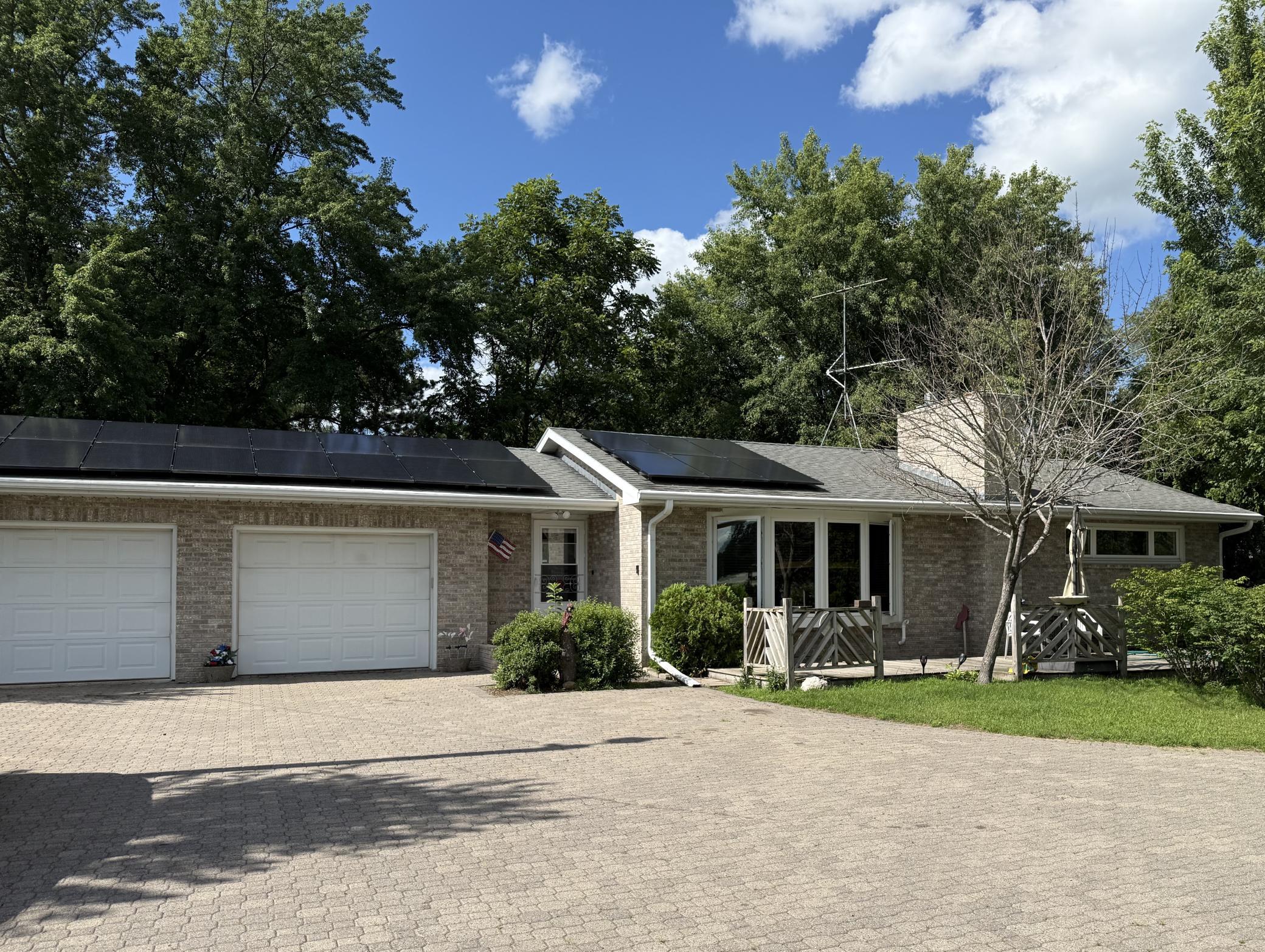 5173 Shadowwood Drive Ne Property Photo 1